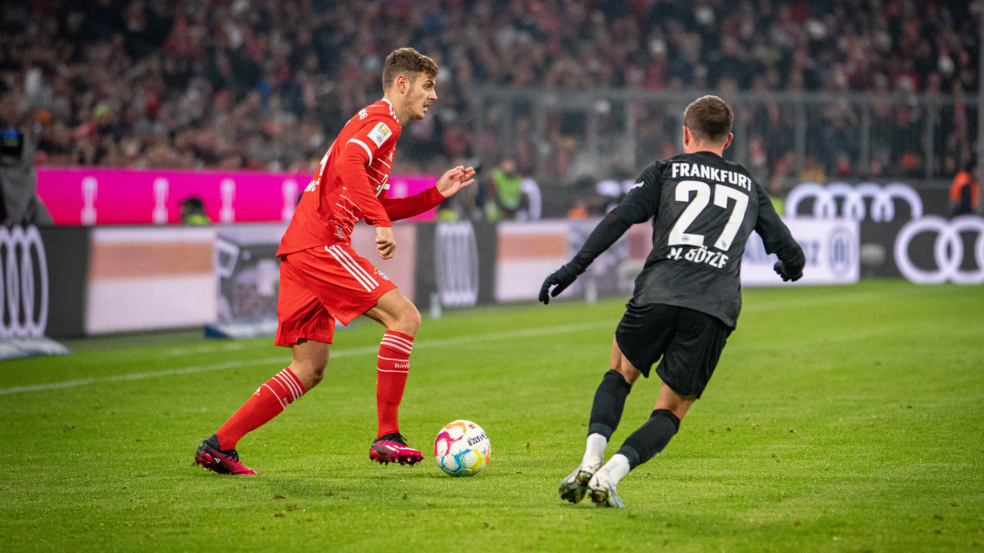 02-fcbayern-frankfurt-230128-mel