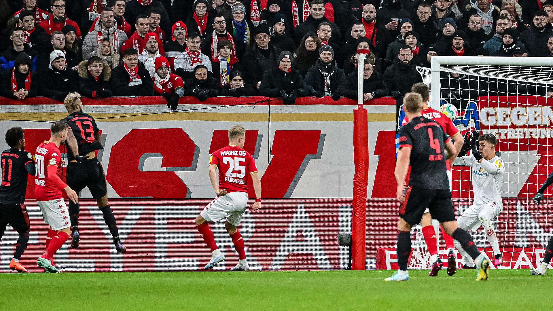 05-dfb-pokal-mainz05-fcb-230201-ima