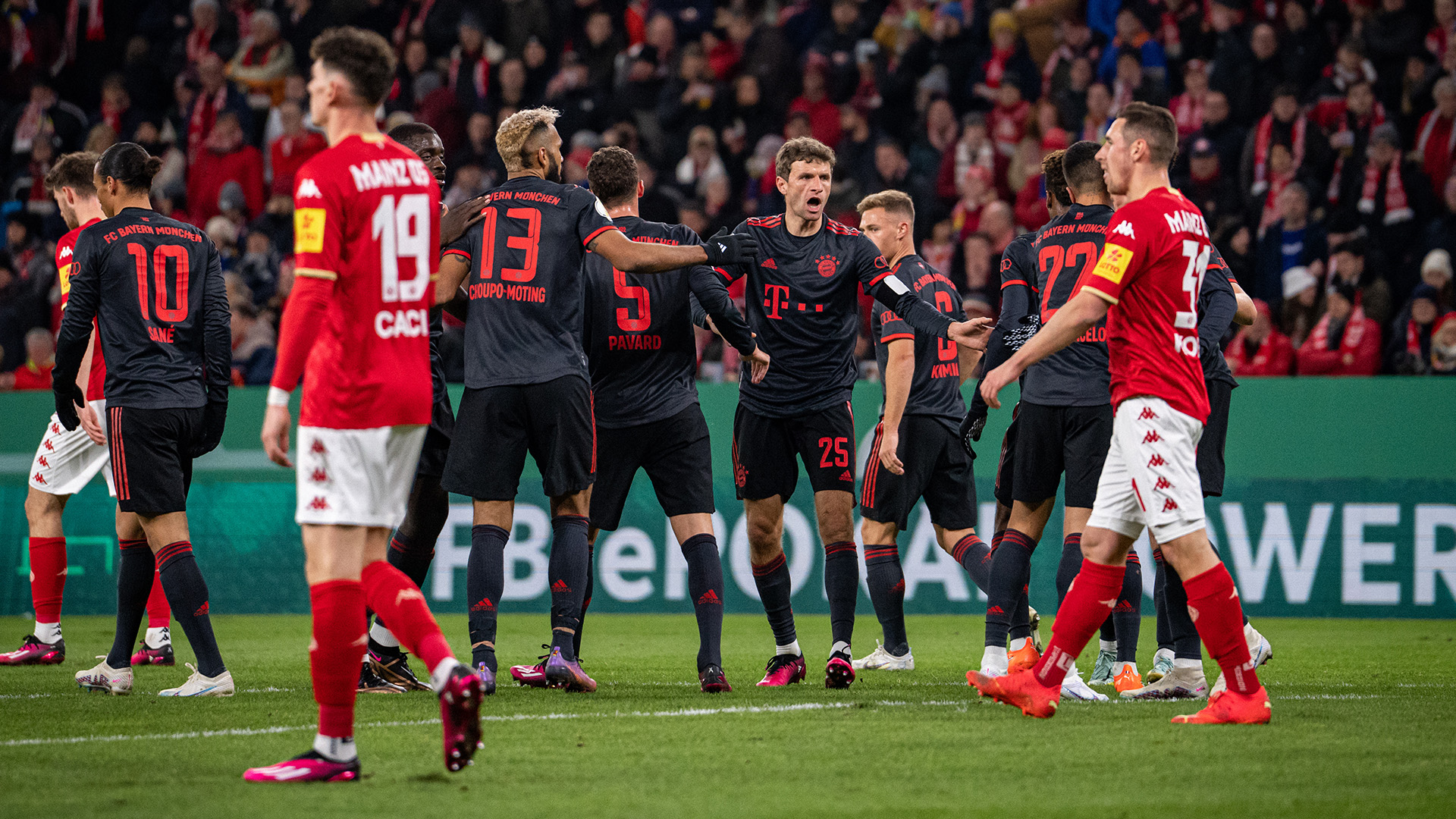 08-dfb-pokal-mainz05-fcb-230201-mel