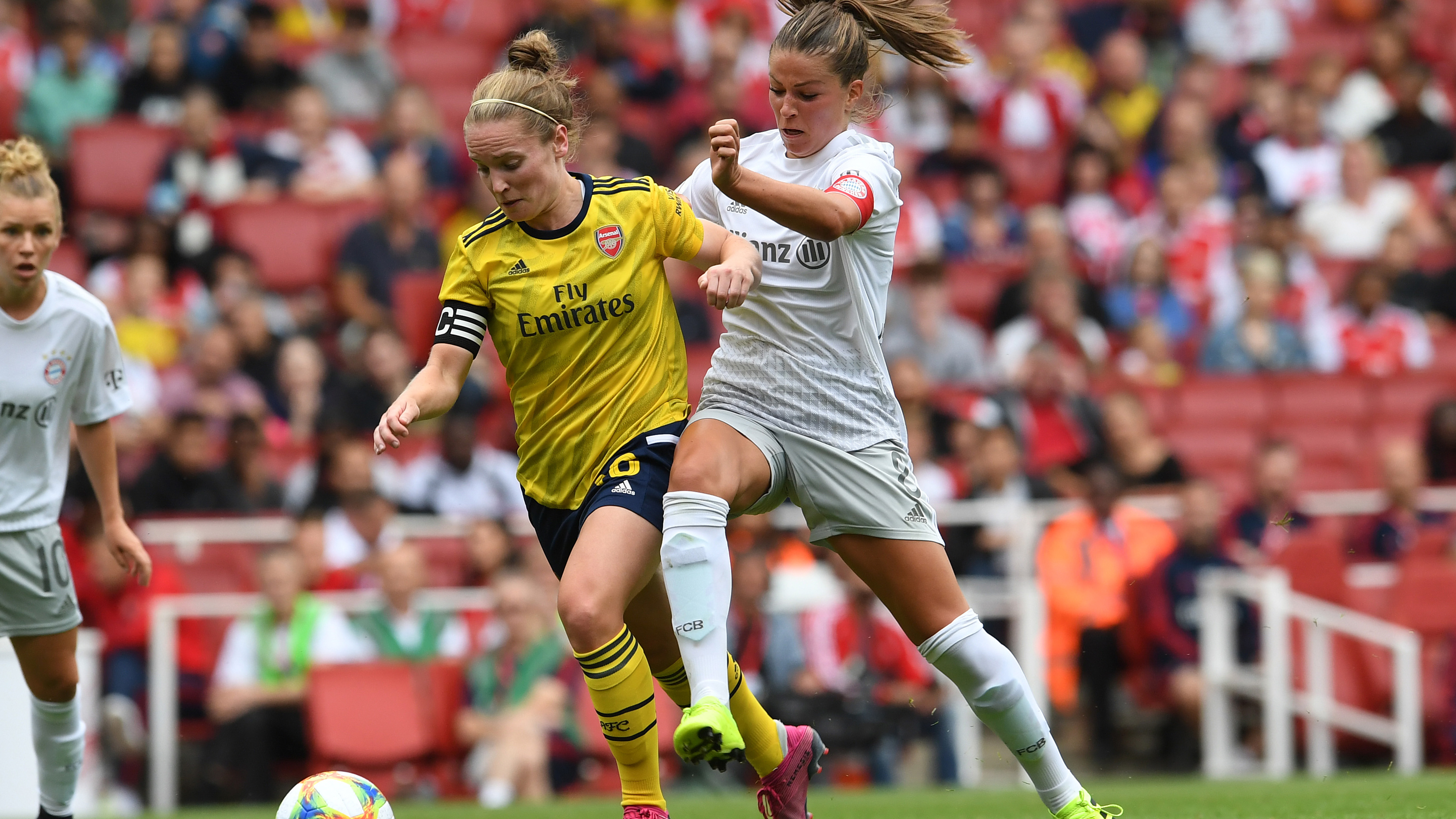 FC Bayern Frauen, Melanie Leupolz, Arsenal