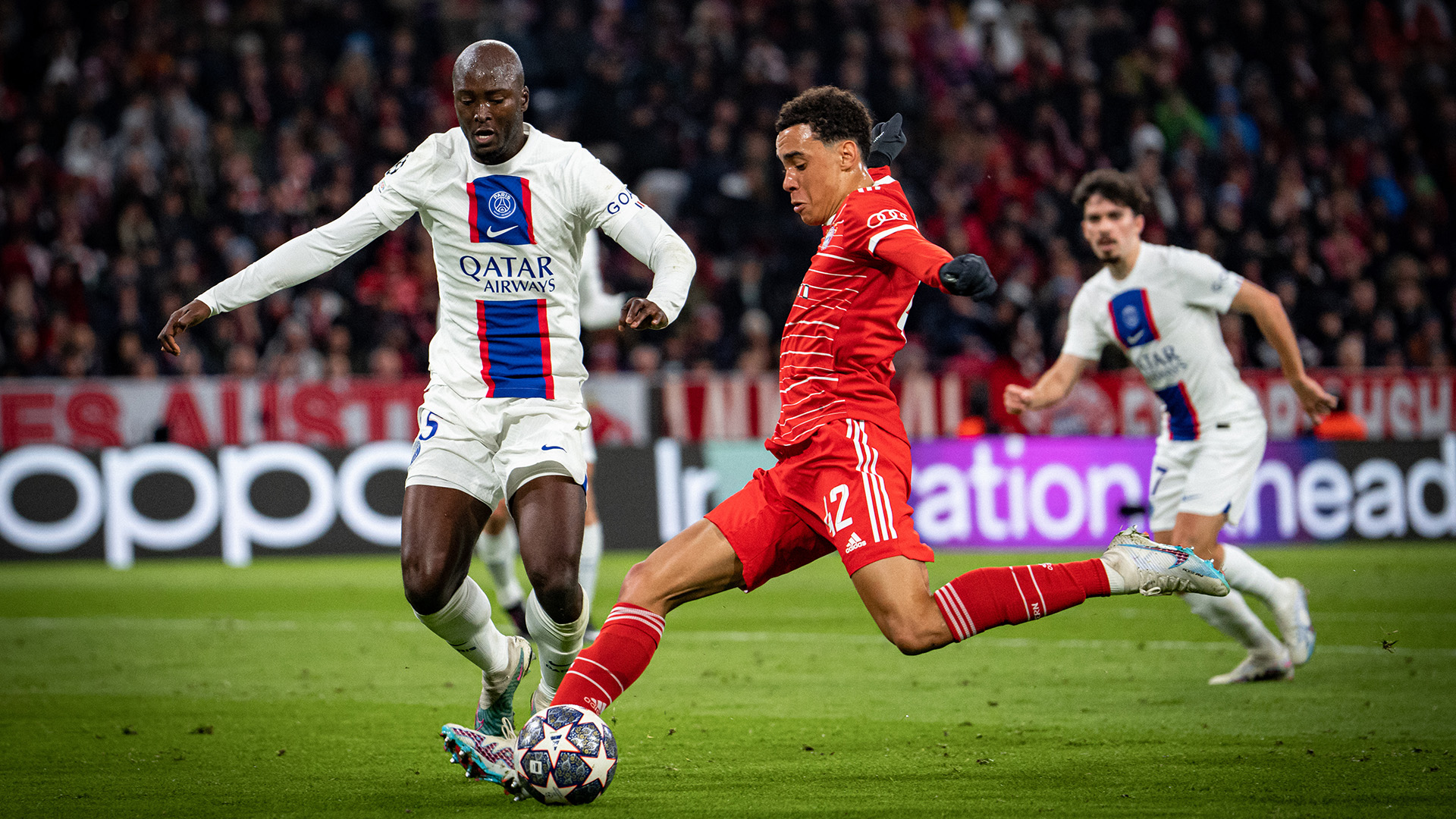 11-fcbayern-psg-230308-mel