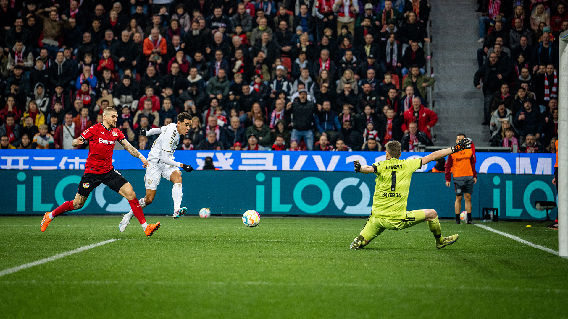 21-leverkusen-fcbayern-230317-mel