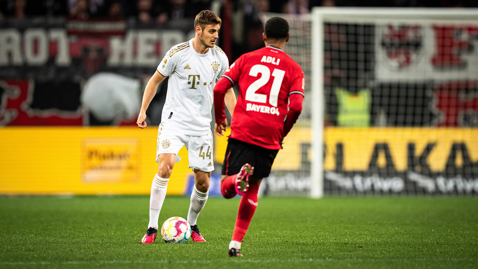 19-leverkusen-fcbayern-230317-mel