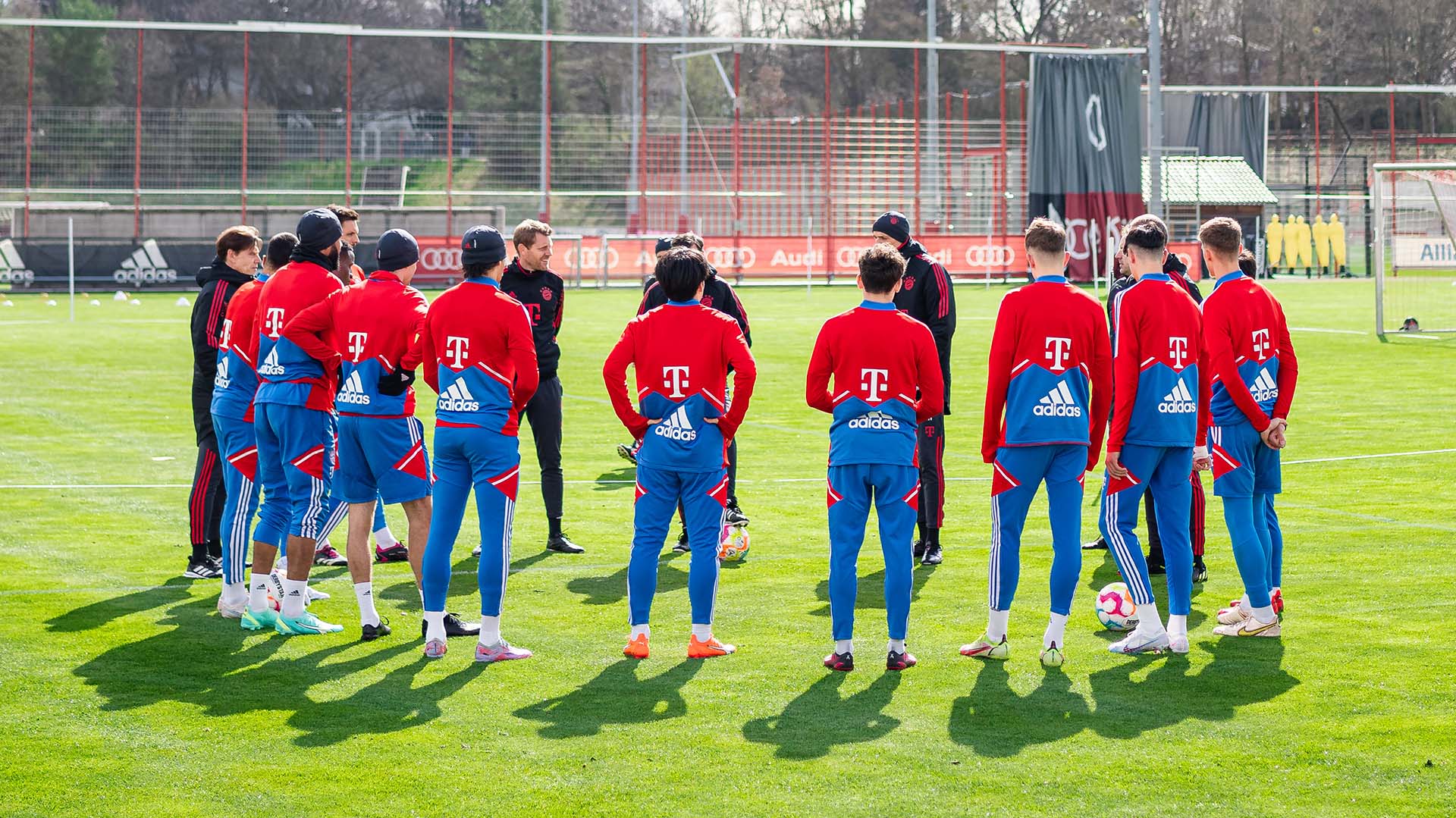 02-erstes-training-tuchel-280323-mel