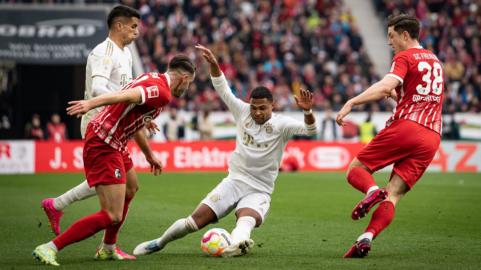 14-scfreiburg-fcbayern-230408-mel