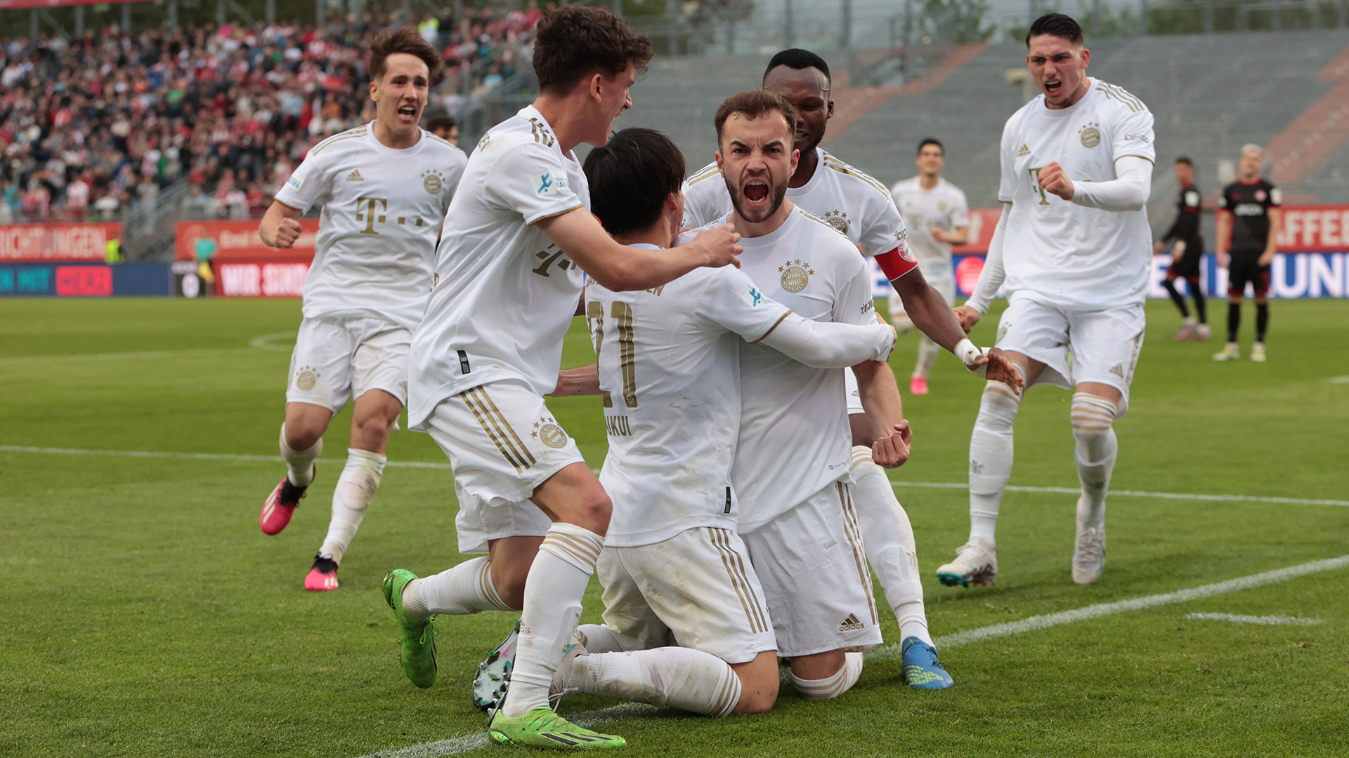 FC Bayern Amateure, FC Würzburger Kickers, Regionalliga Bayern