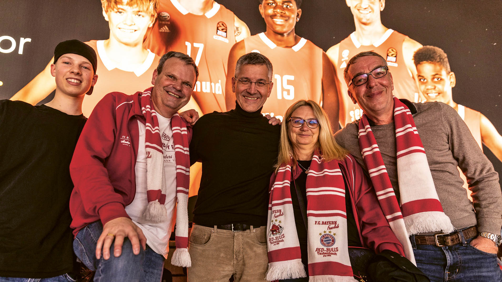 FC Bayern-Fanclub „Red Bulls Taubenbach“, Fußball, Basketball