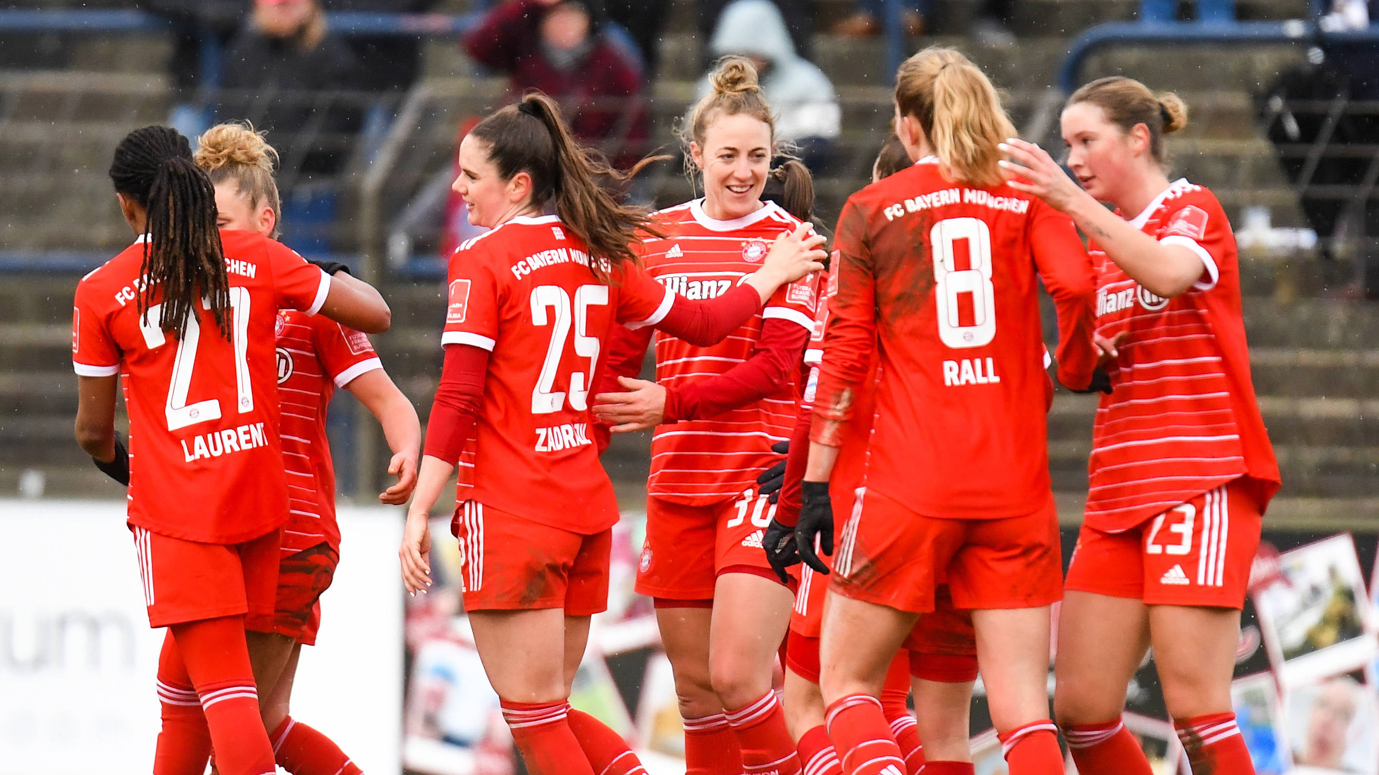 FC Bayern Frauen, Jubel