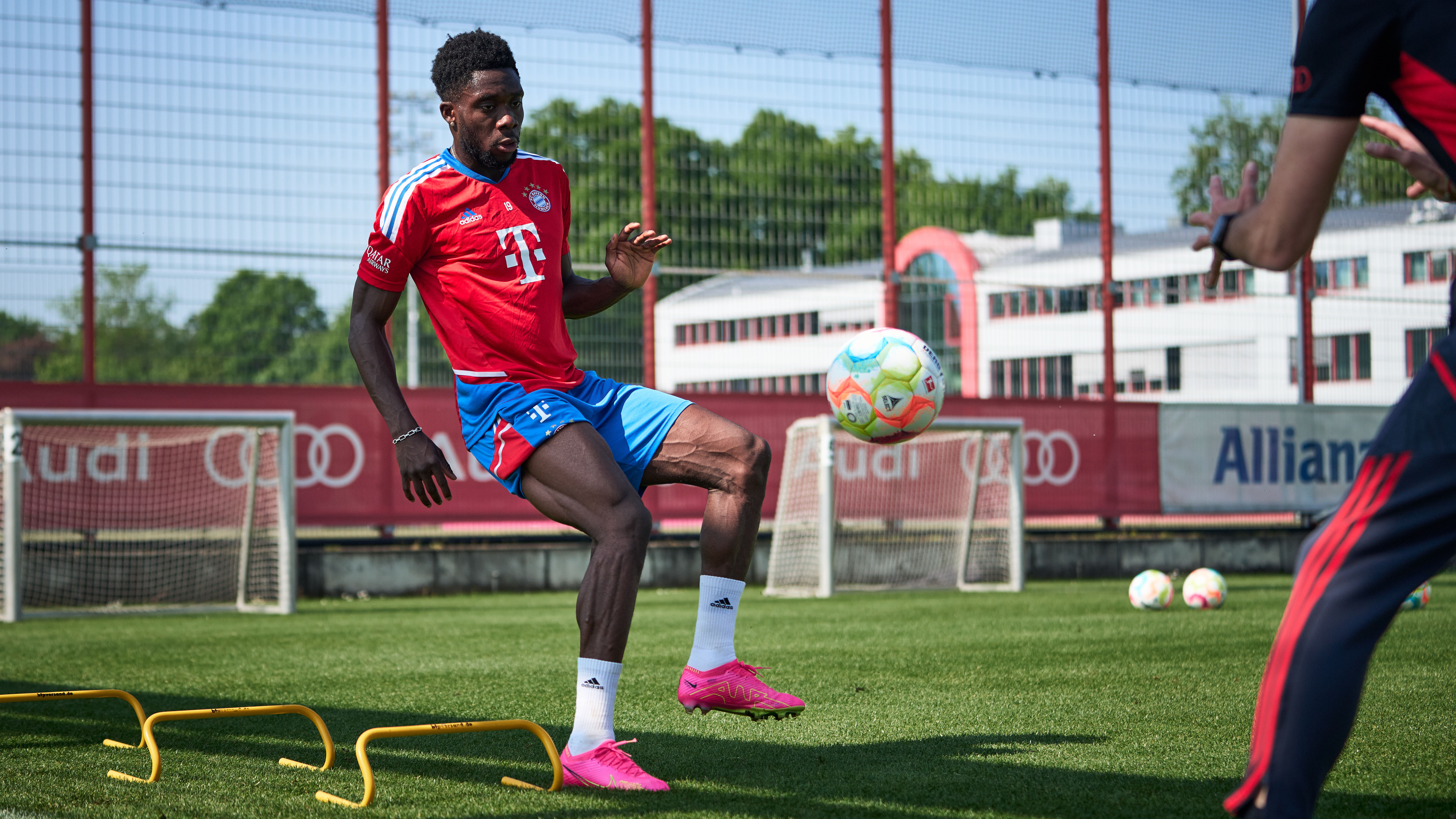 FC Bayern Alphonso Davies