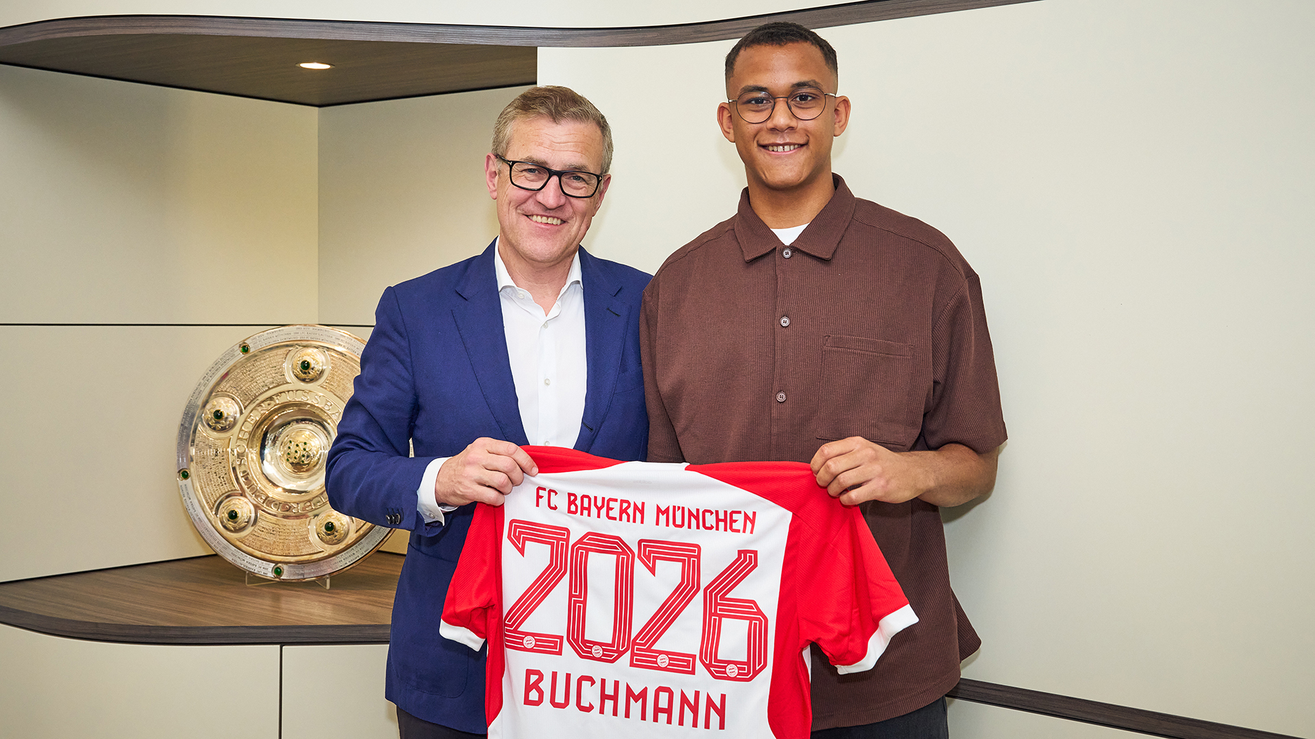 Tarek Buchmann Vertrag FC Bayern