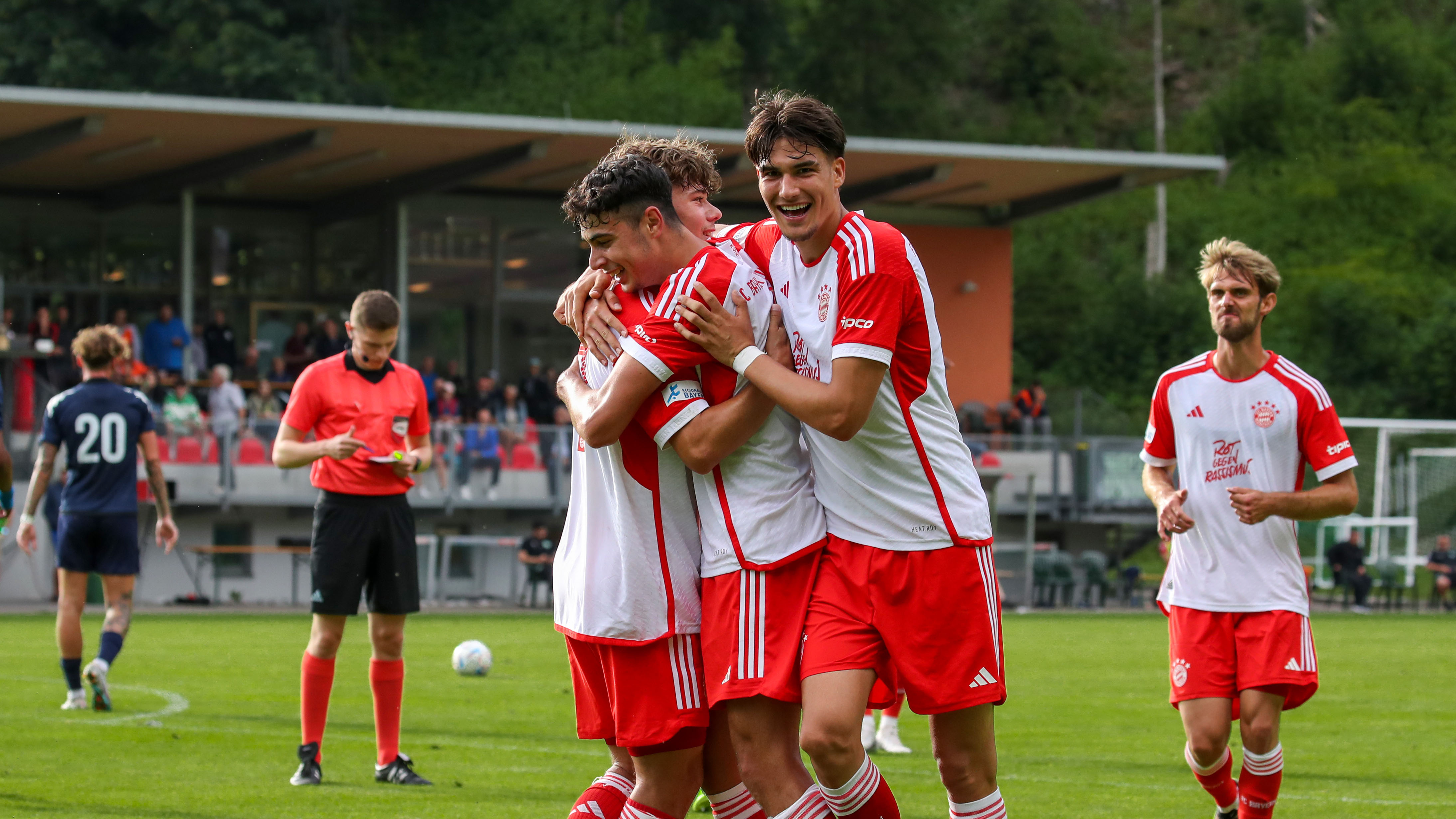 FC Bayern, FC Bayern Amateure, Tikvic, Pavlovic