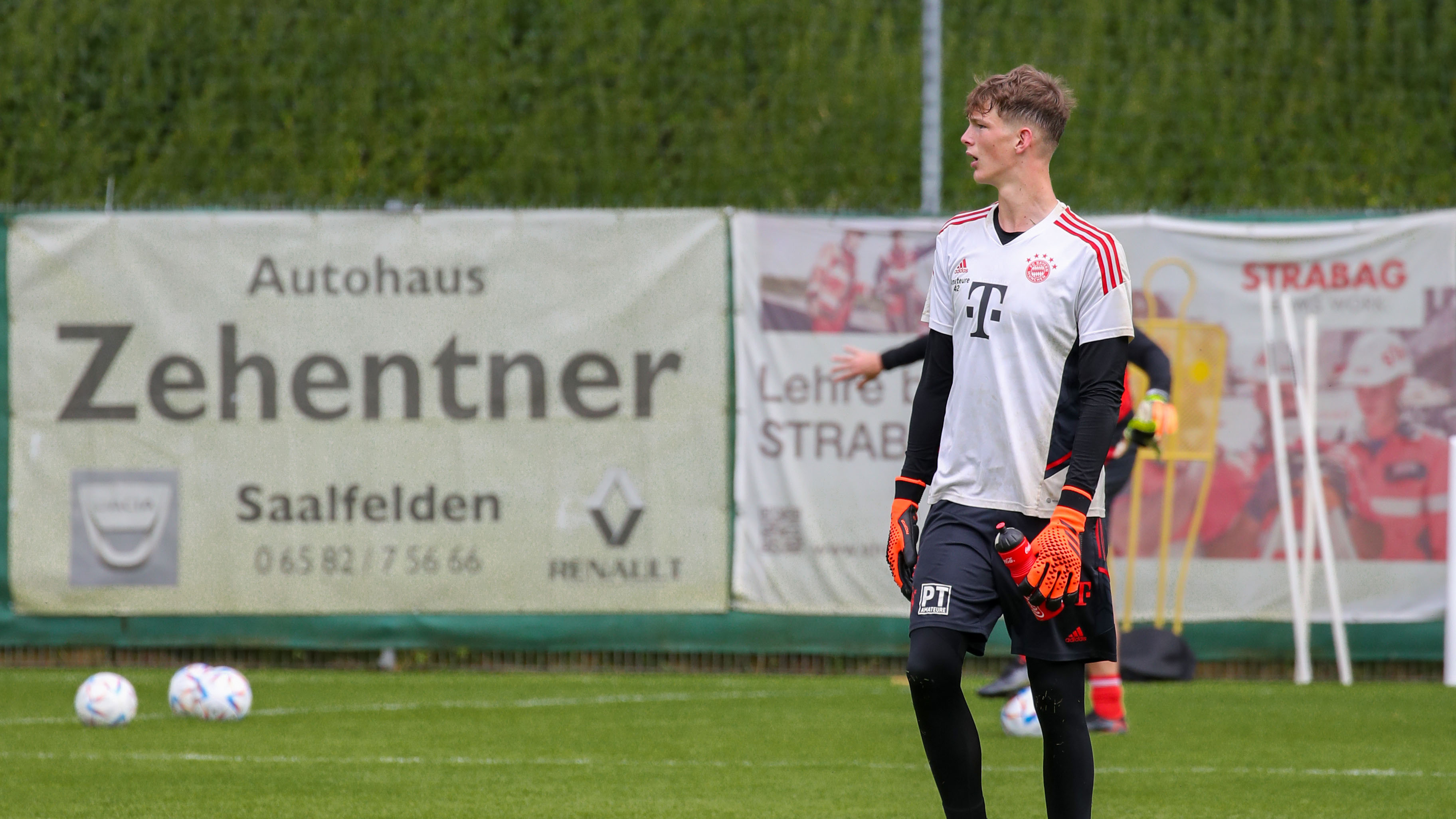 230706-huelsmann-fcb