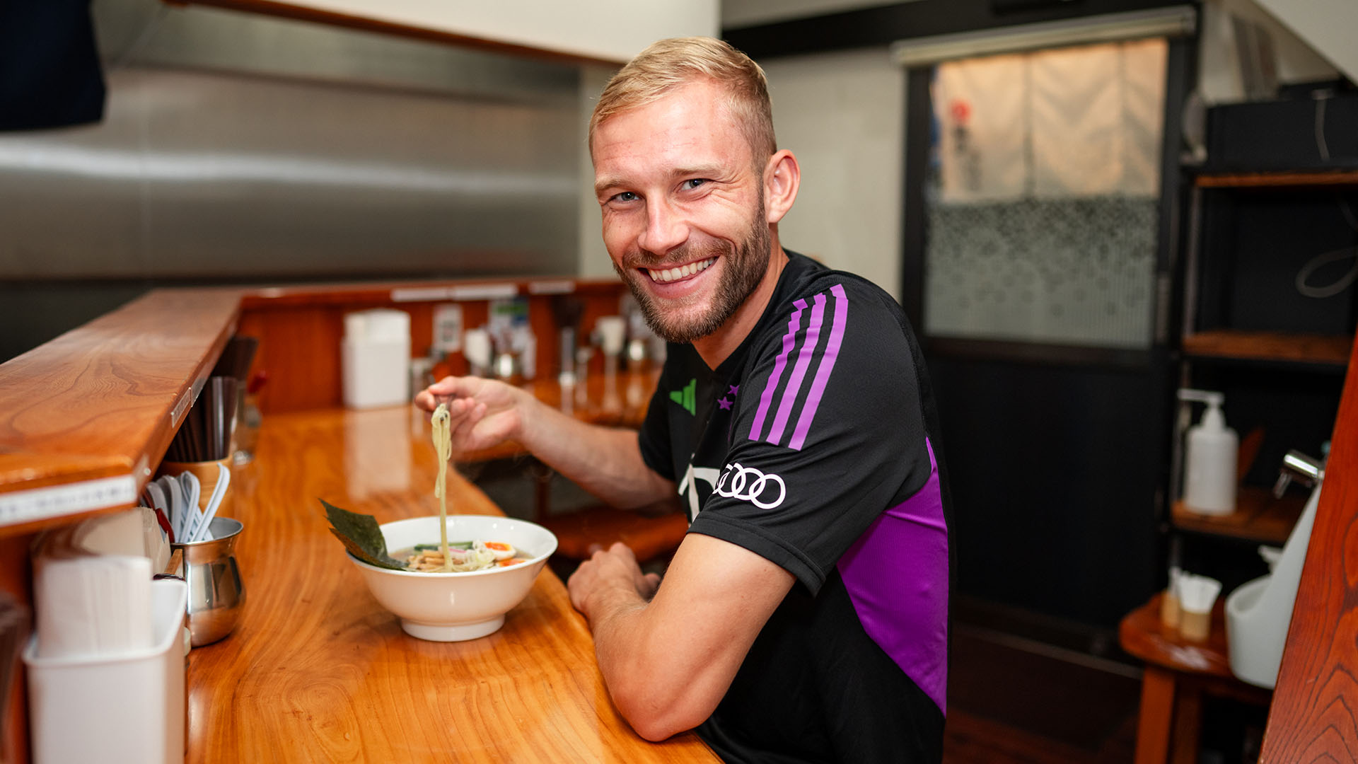 06-laimer-ramen-restaurant-230725-mel