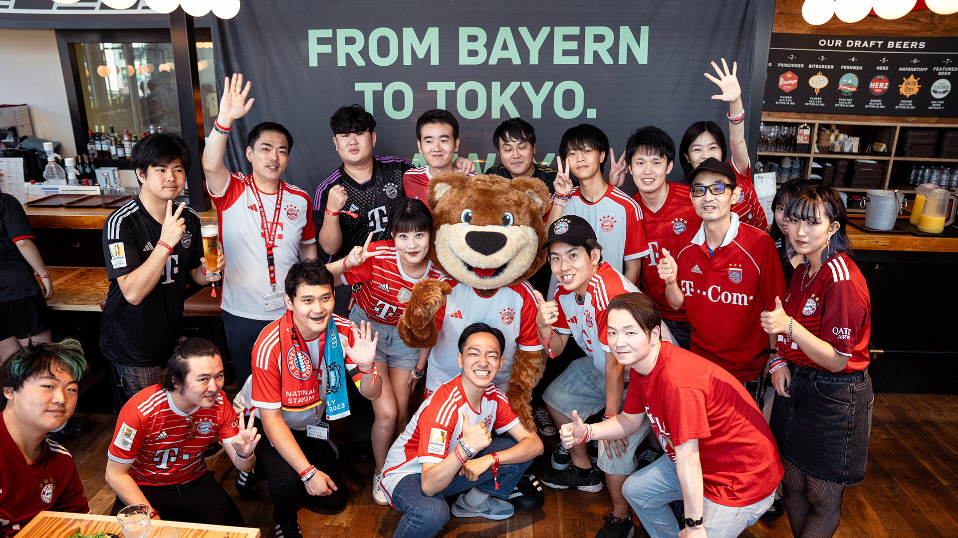 Bayern Fans in Japan