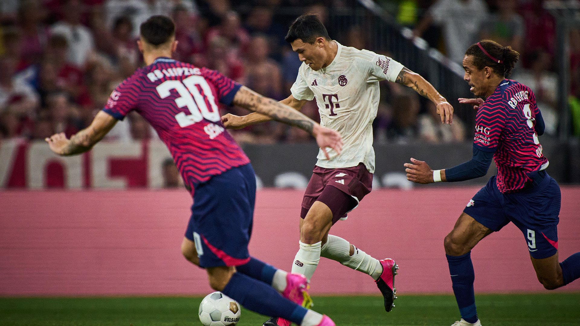 20-supercup-fcbayern-rbleipzig-230812-mel