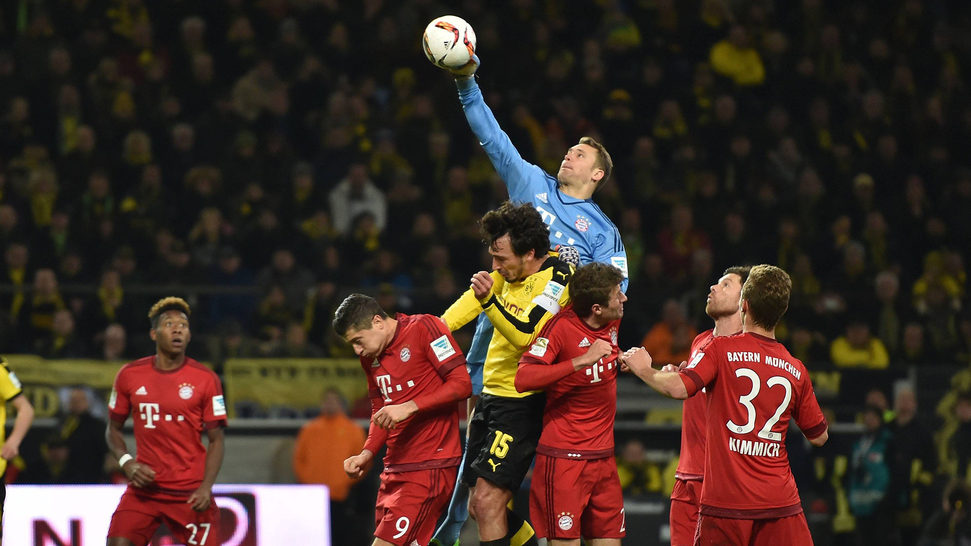 Manuel Neuer, FC Bayern, Borussia Dortmund, Penalty box