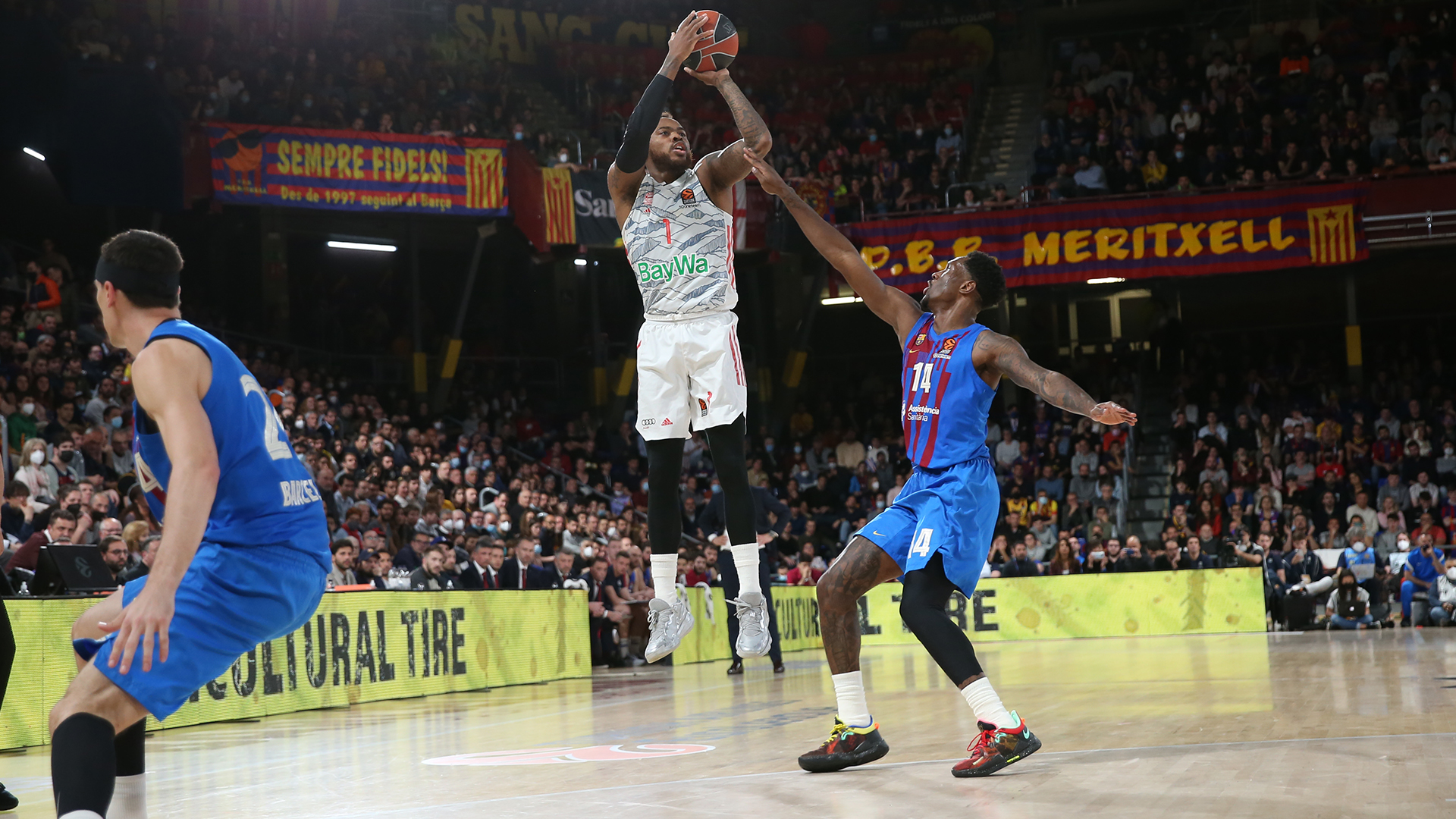 DeShaun Thomas im Spiel gegen den FC Barcelona