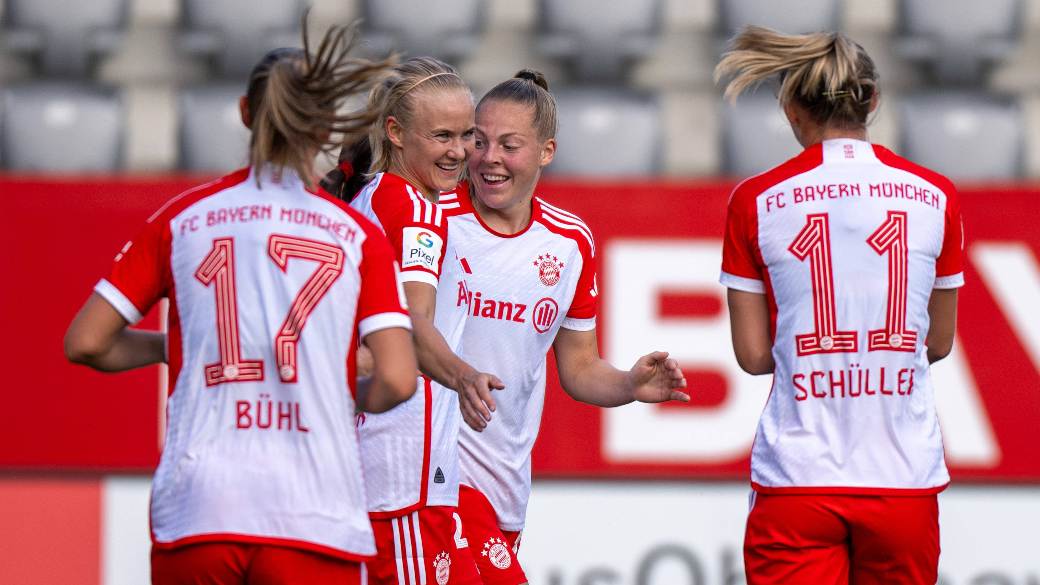 FC Bayern Women, Pernille Harder, Jill Baijings