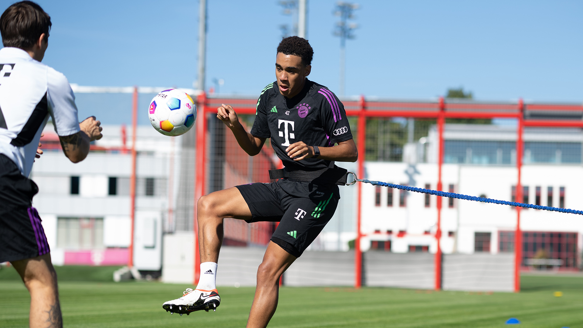 Jamal Musiala, Training FC Bayern