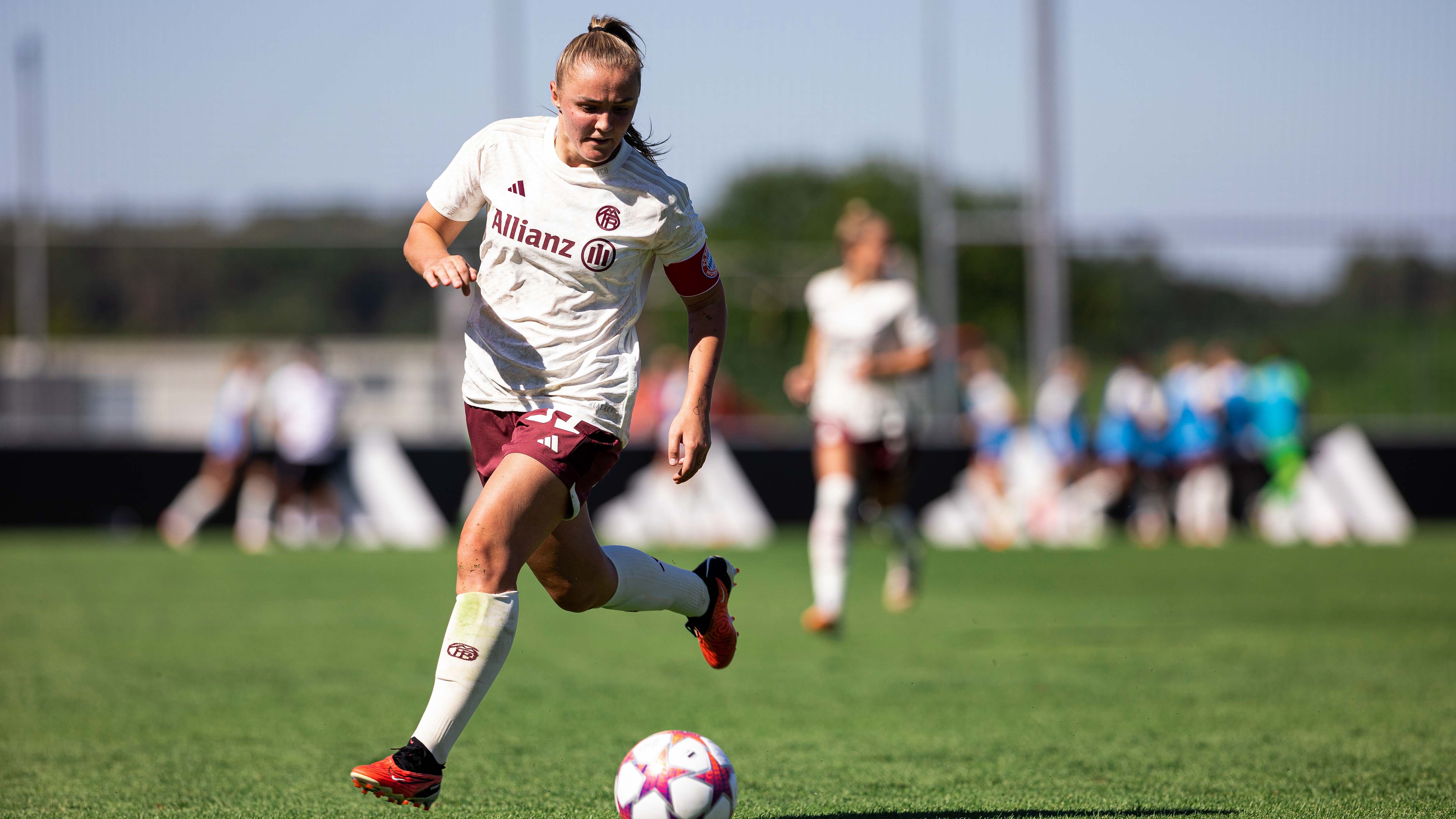 FC Bayern Frauen Stanway