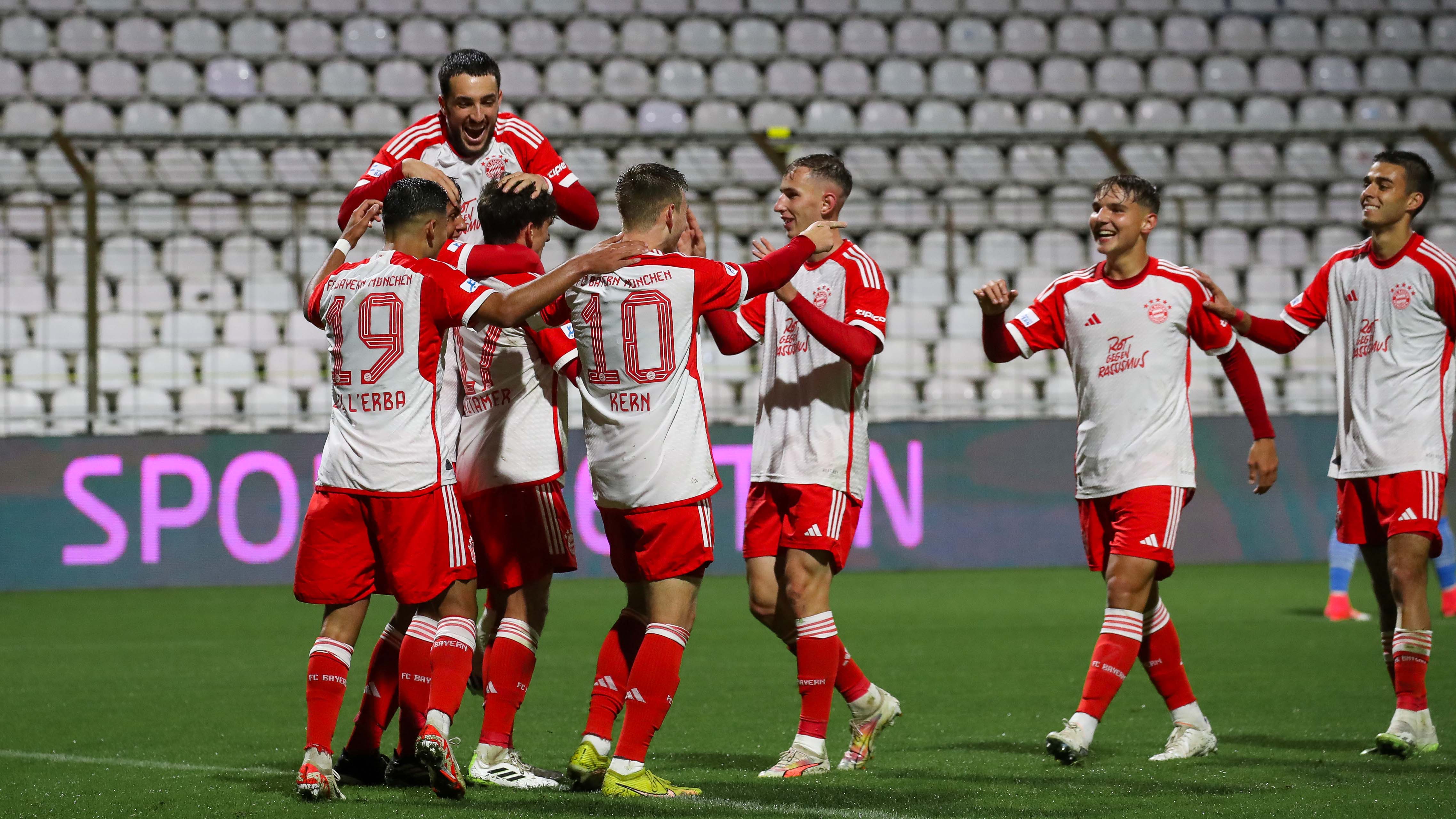 FC Bayern Amateure, FV Illertissen, Regionalliga Bayern