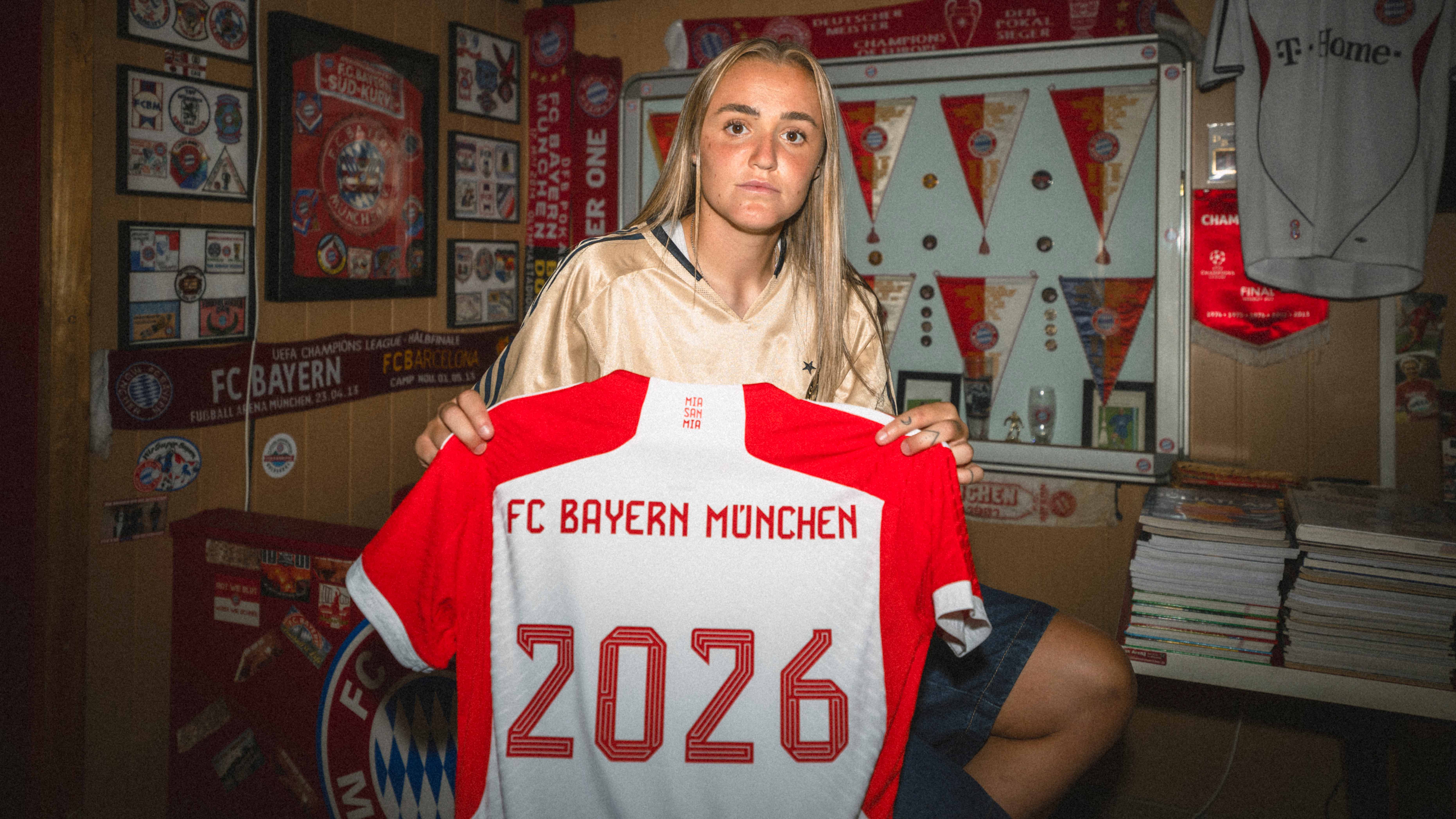 FC Bayern Georgia Stanway