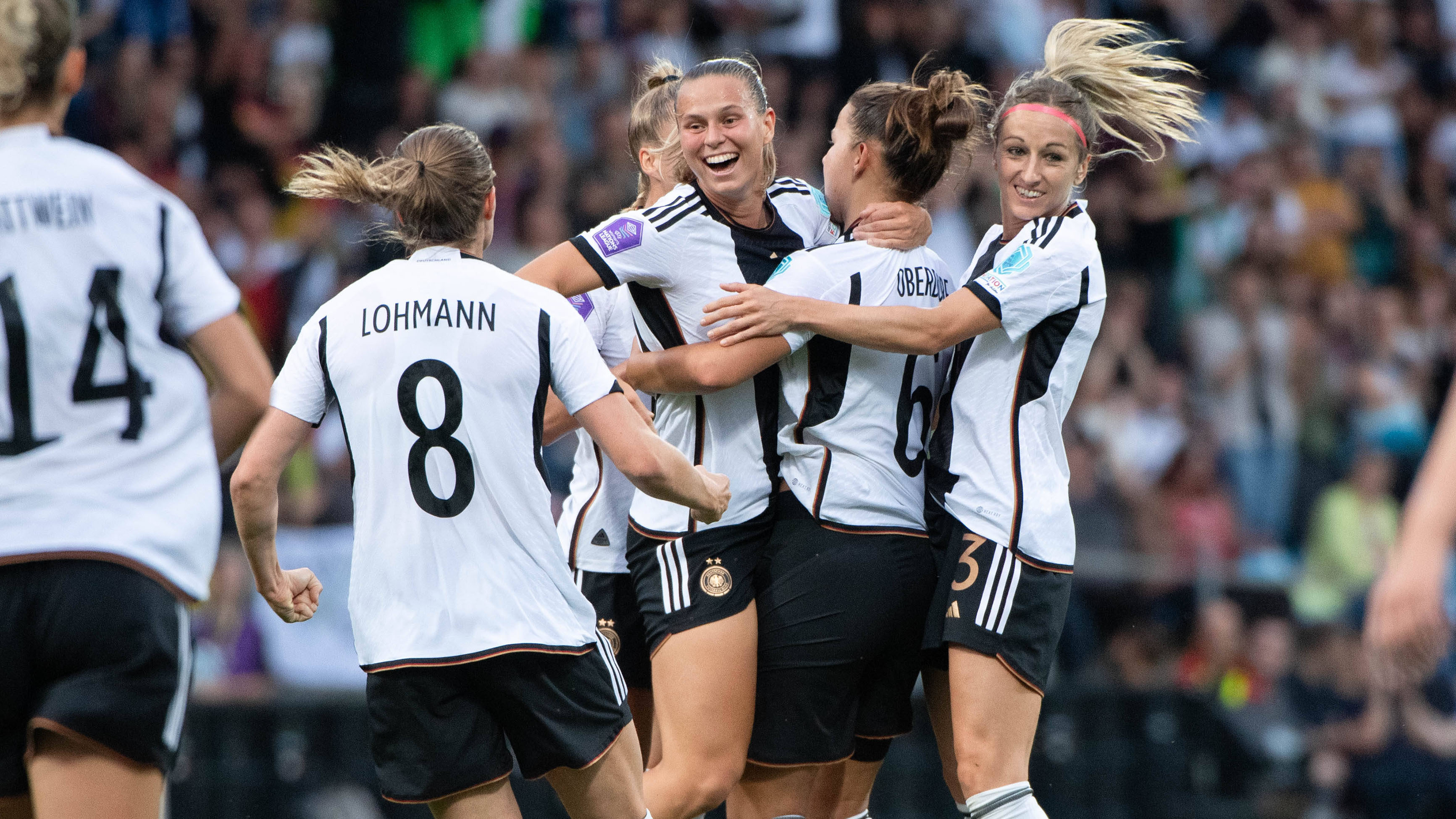 FC Bayern Frauen Laenderspiele