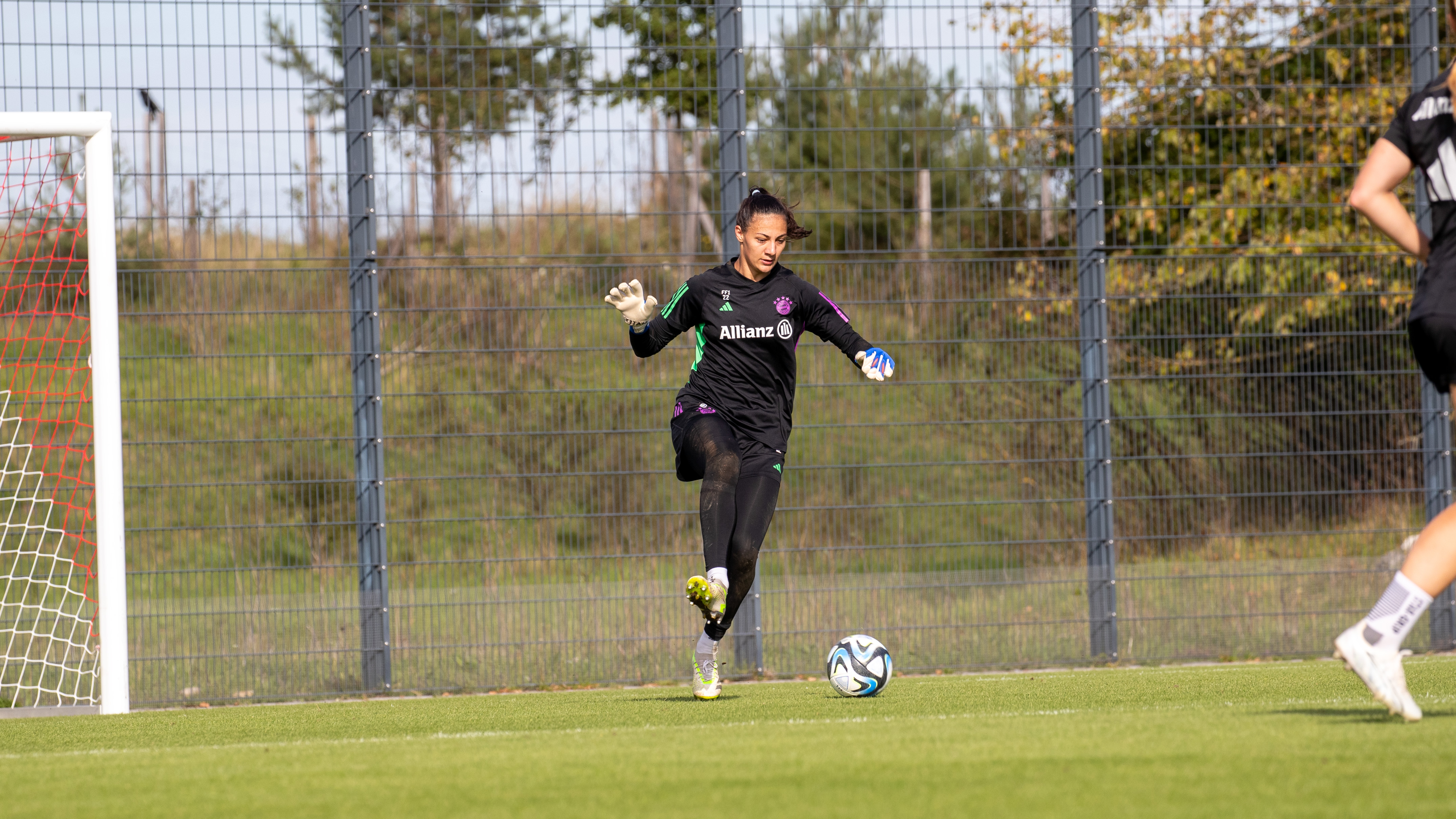 FC Bayern Frauen, Mala Grohs