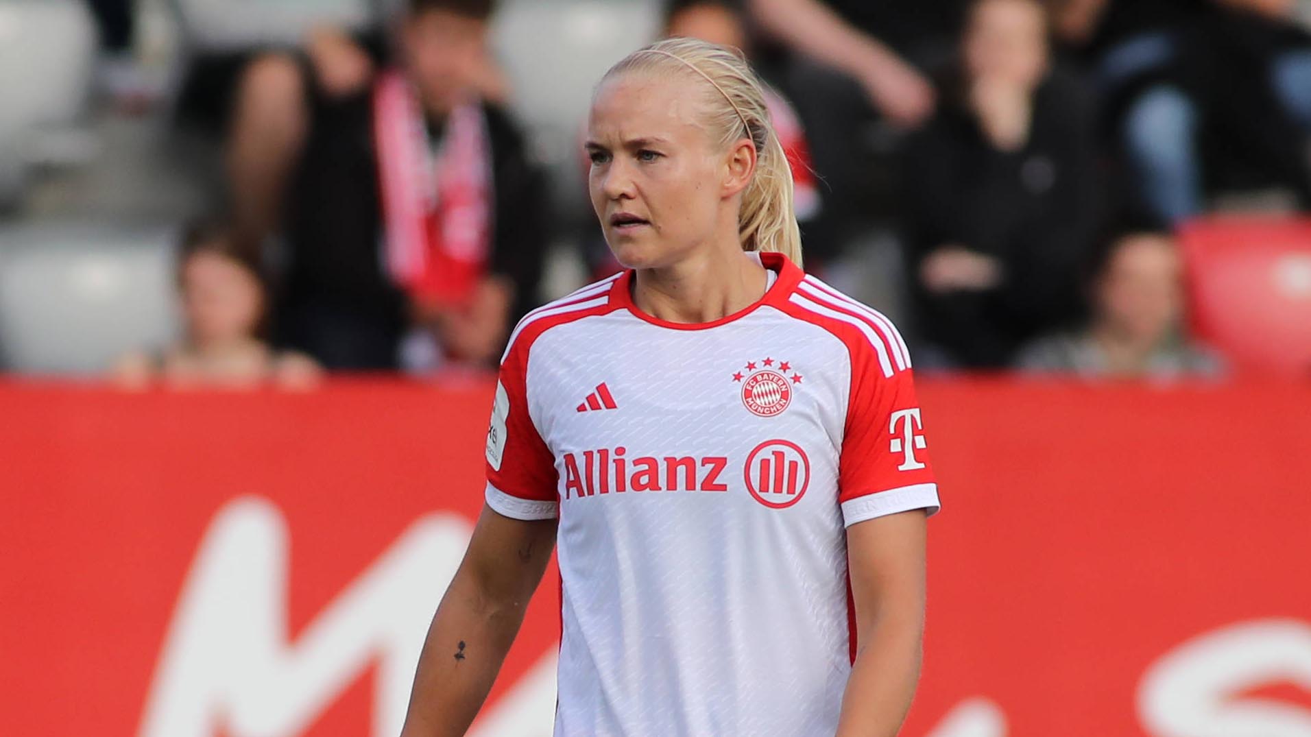 Pernille Harder FC Bayern Frauen Verletzung