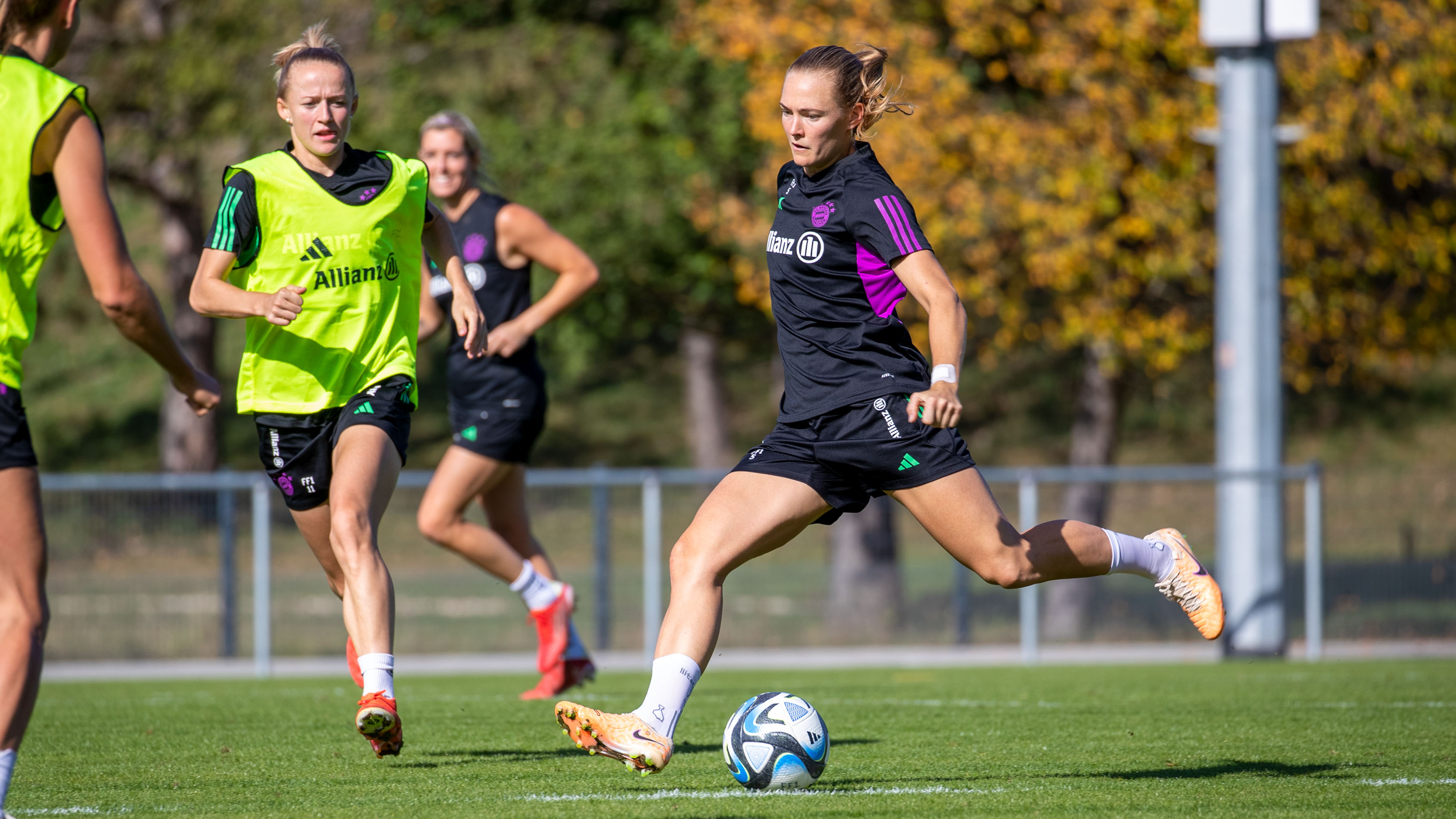 FC Bayern Frauen, Zweikampf