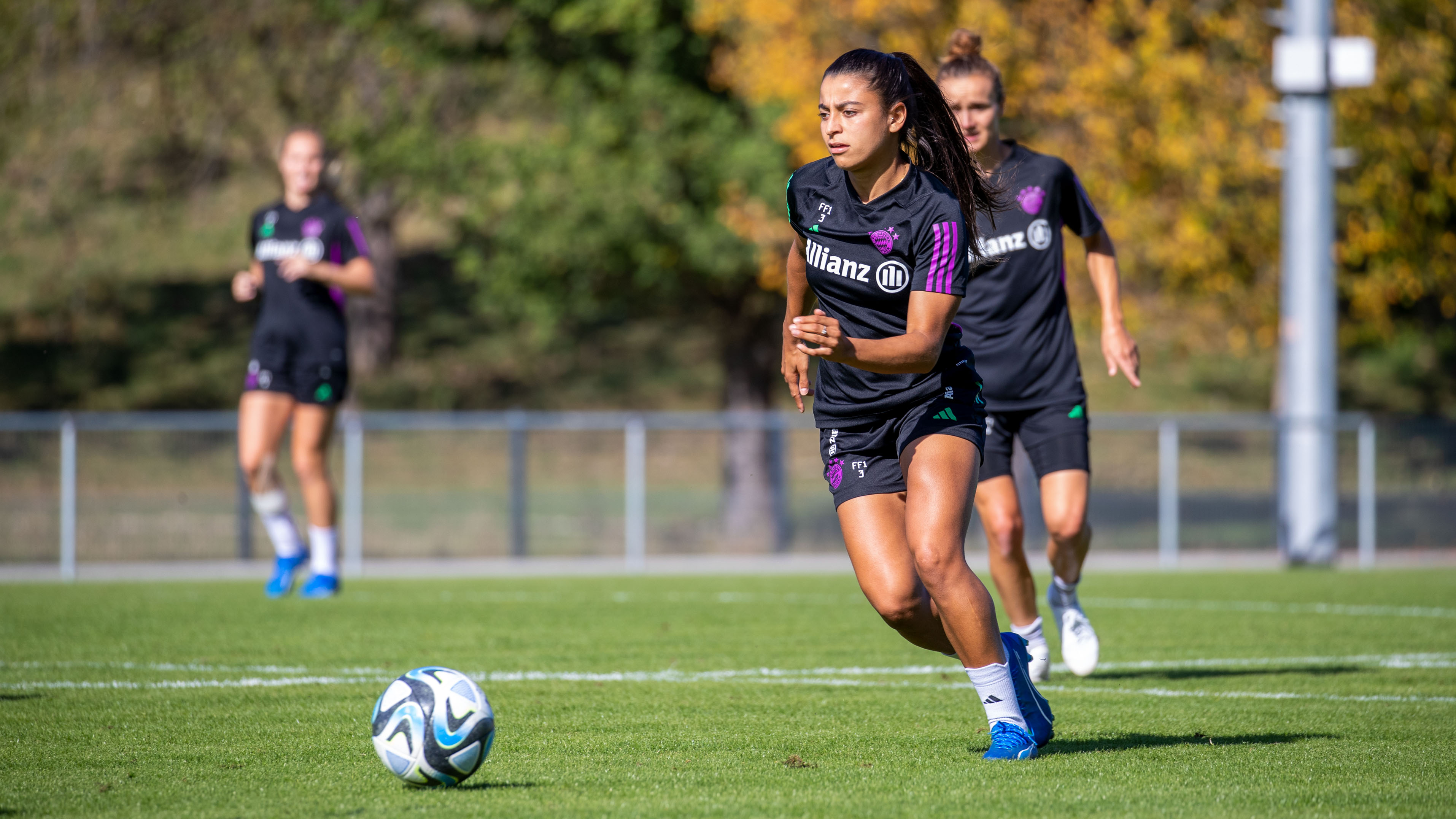 Ines Belloumou Bayern Women