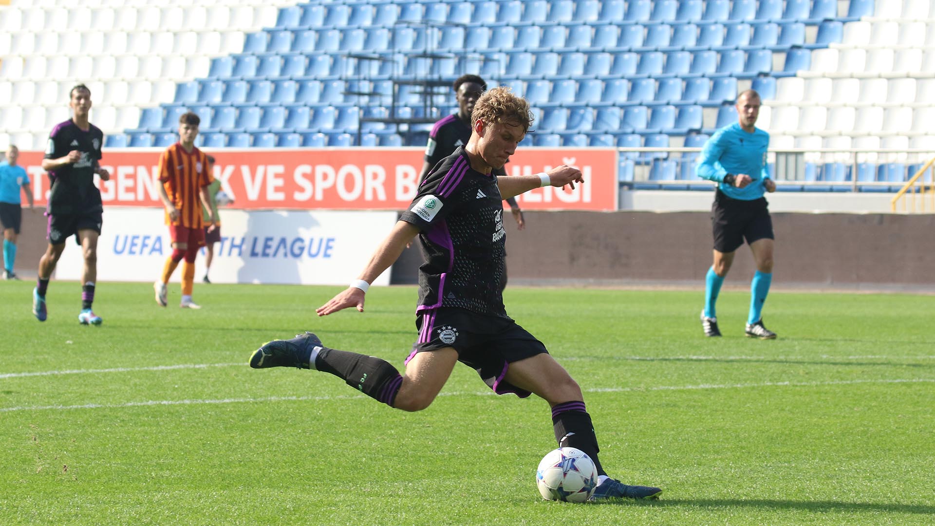 FC Bayern U19, Galatasaray Istanbul U19, Youth League, Kurt Rüger