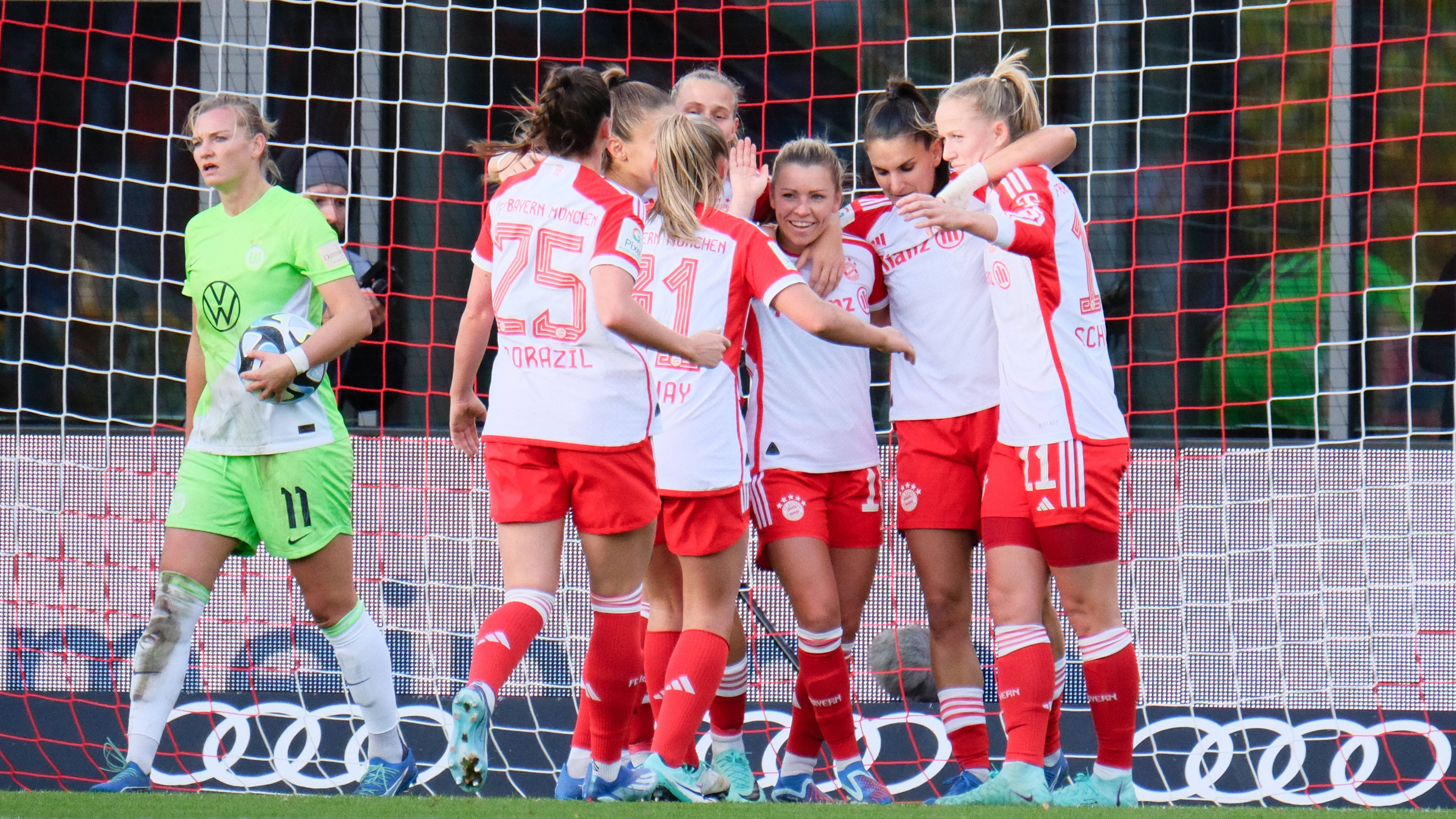 FC Bayern Frauen, VfL Wolfsburg, Jubel, Linda Dallmann