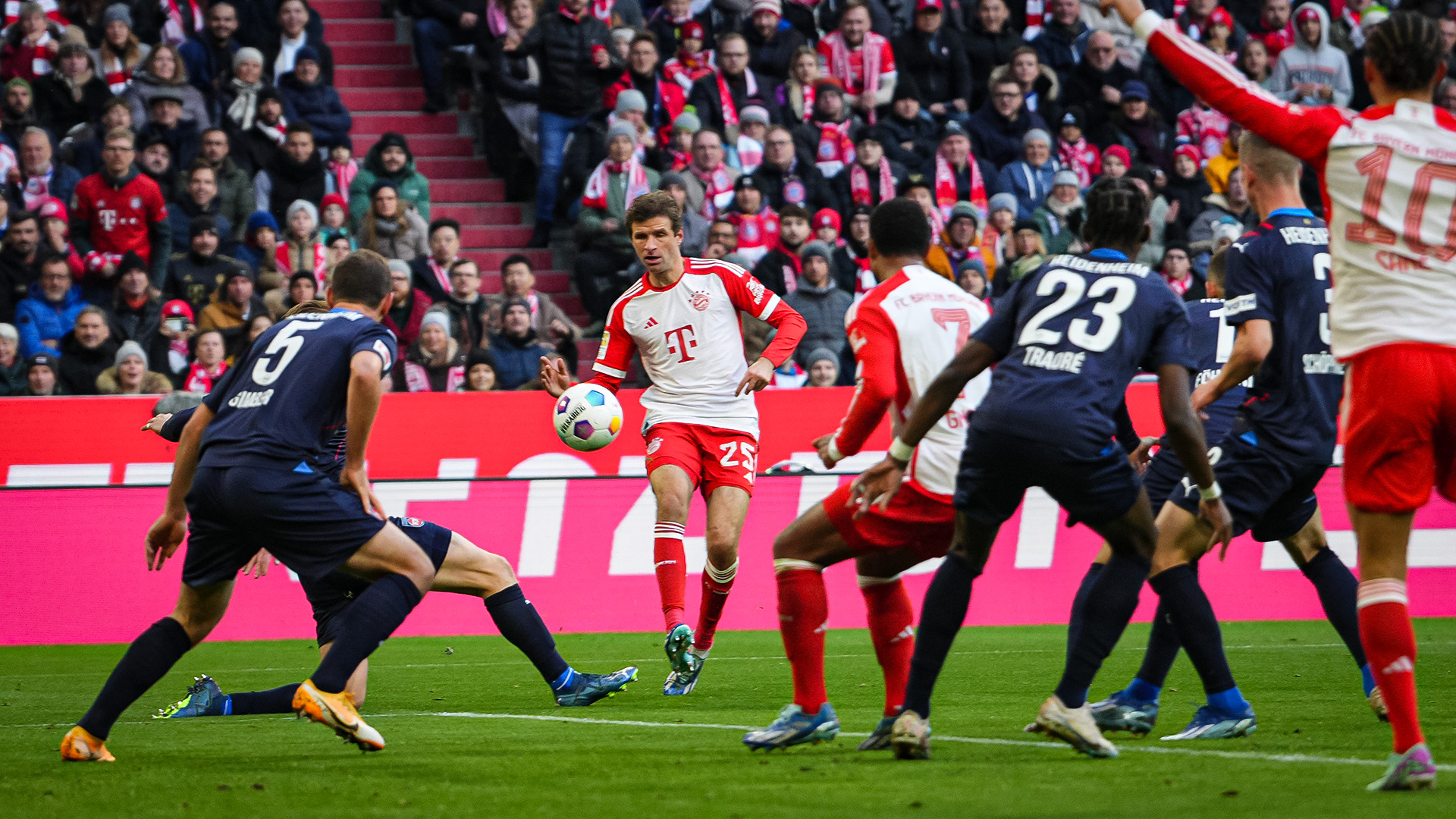 02-fcb-heidenheim-111123-mel