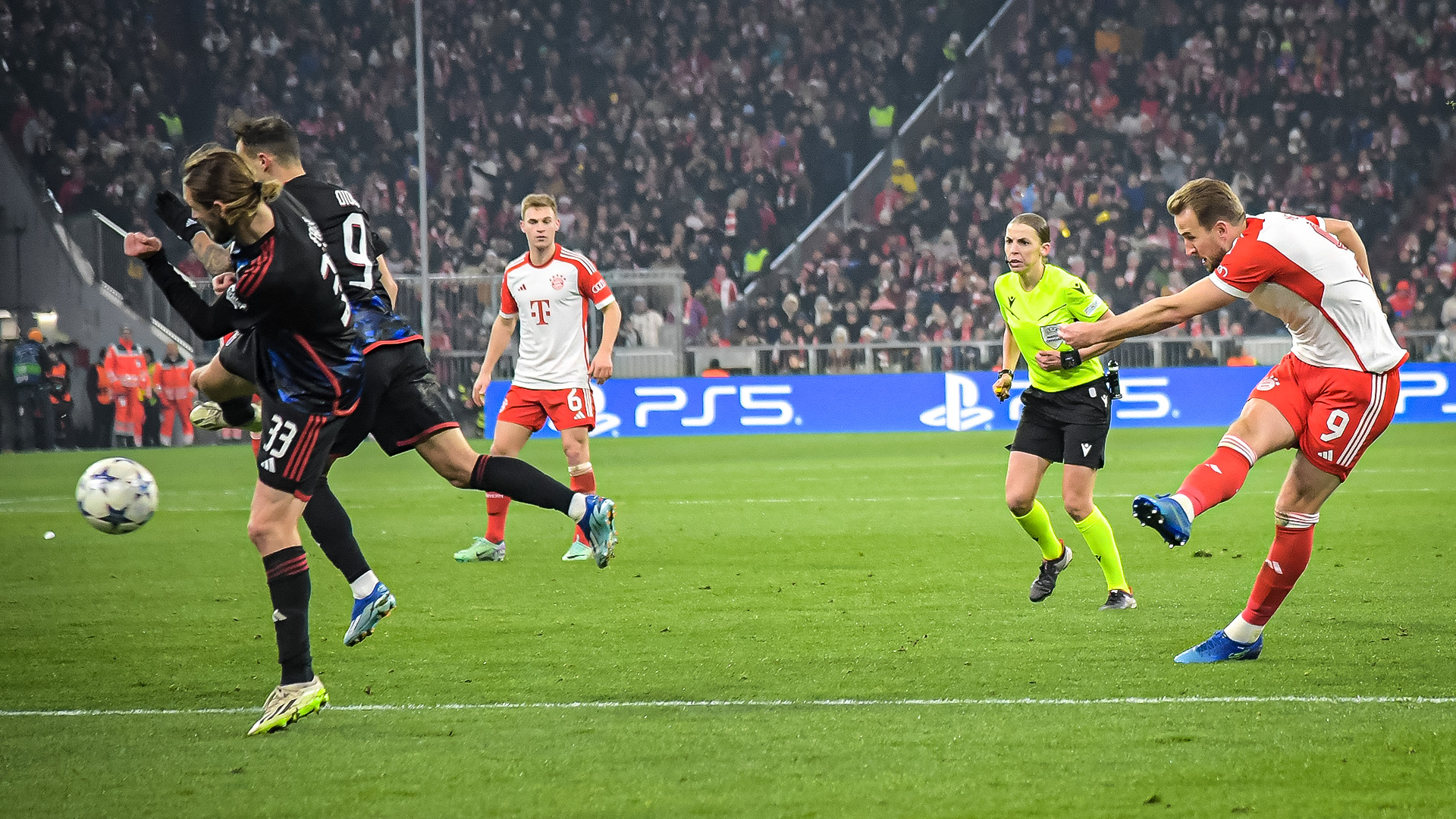 Spielszene aus der Champions League-Partie FC Bayern gegen FC Kopenhagen