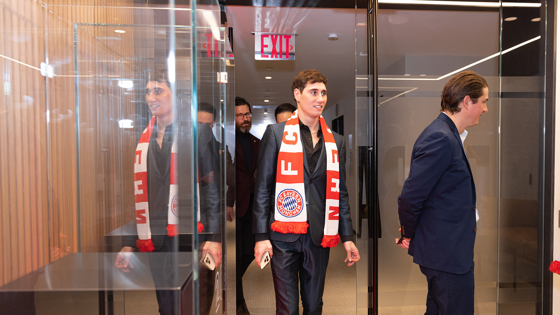 06-eroeffnung-new-york-office-fcbayern-231206-fcb