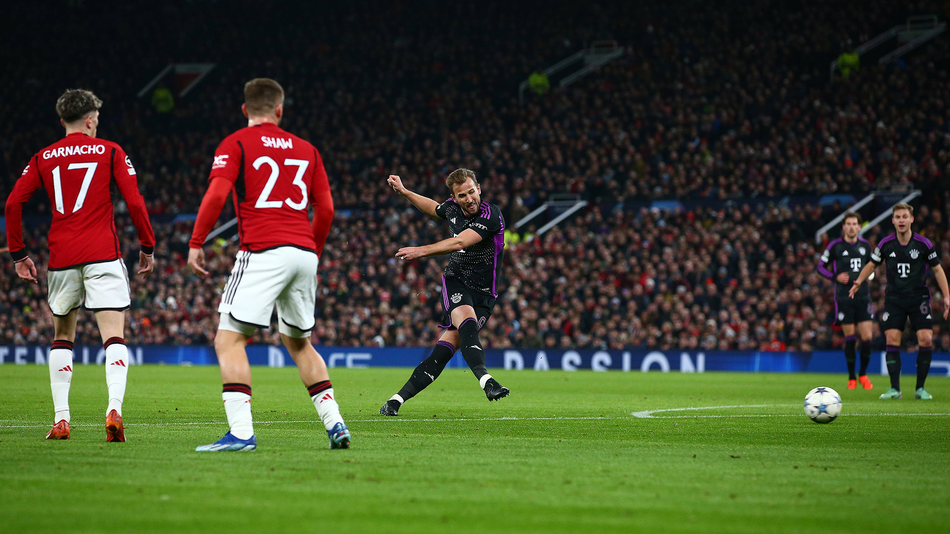 Partido de la Champions League entre el Manchester United y el FC Bayern