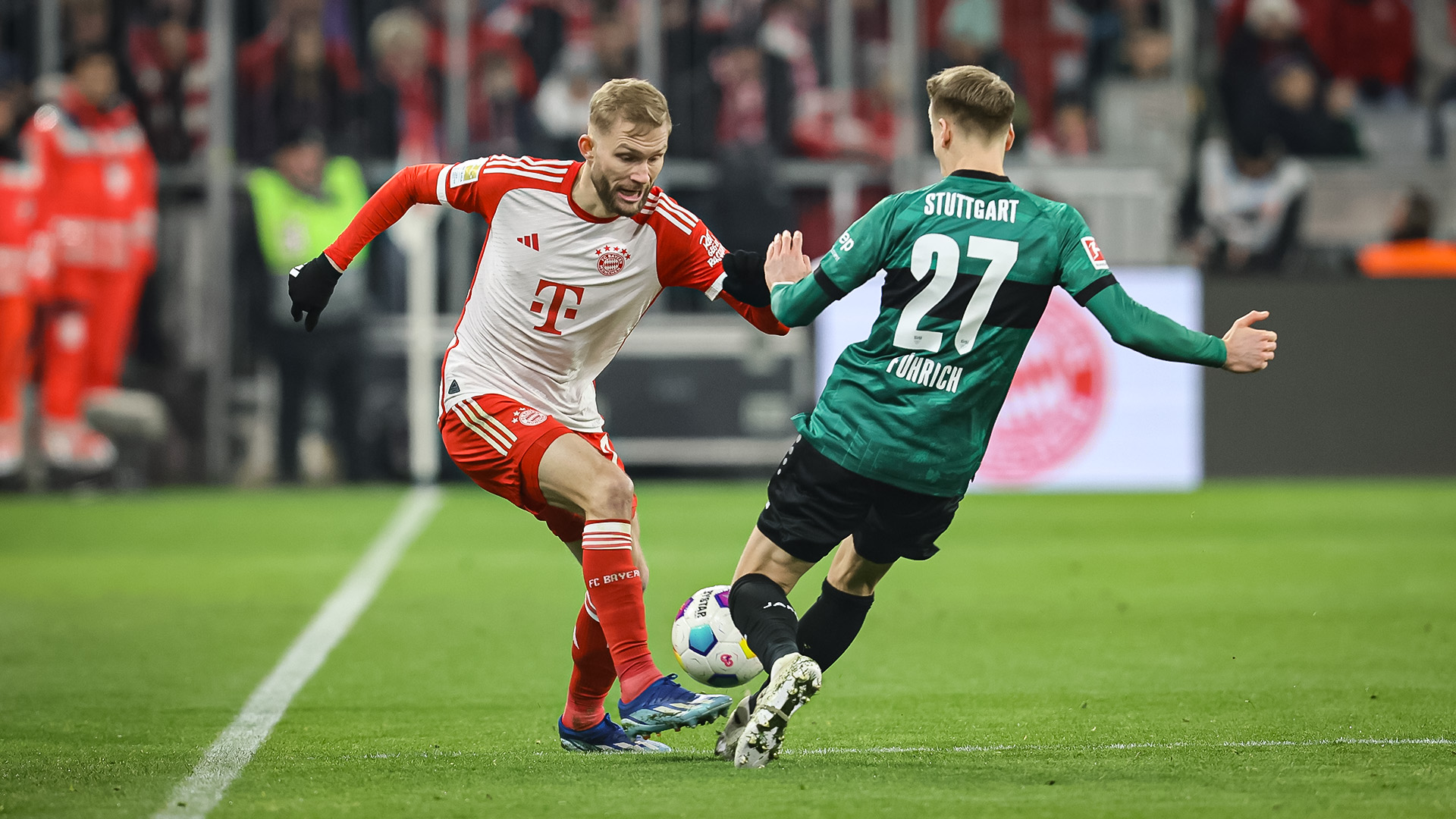 Spielszene aus dem Bundesliga-Duell FC Bayern gegen VfB Stuttgart