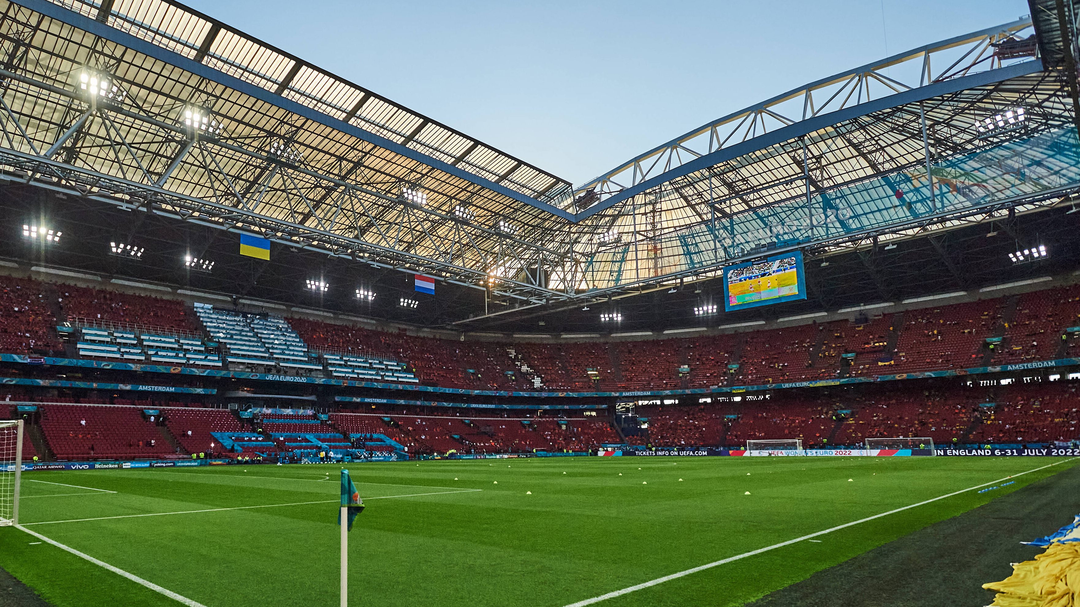 Die Johann Cruijff ArenA dient als Spielstätte für das UWCL-Duell der FCB-Frauen gegen Ajax Amsterdam.