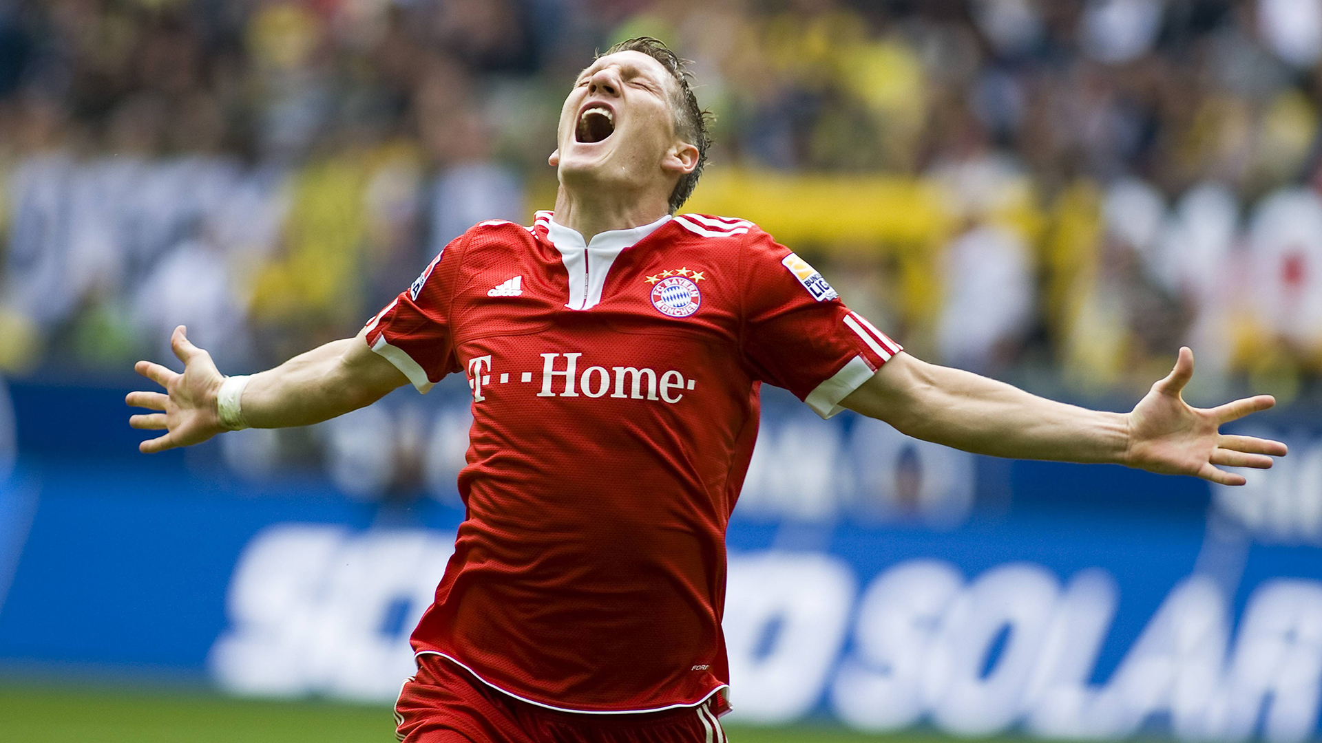 Bastian Schweinsteiger celebrating for Bayern.