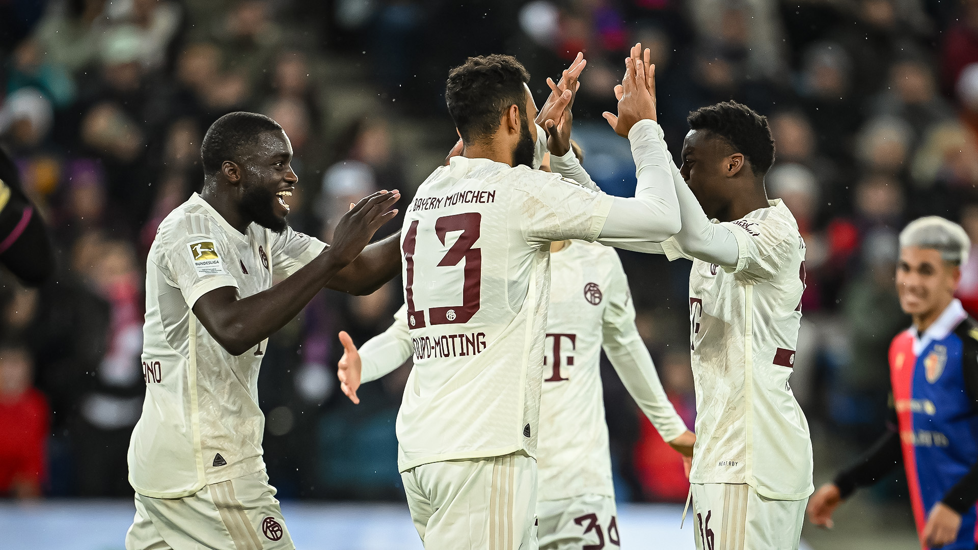 Noël Aséko in FC Bayern's friendly at FC Basel