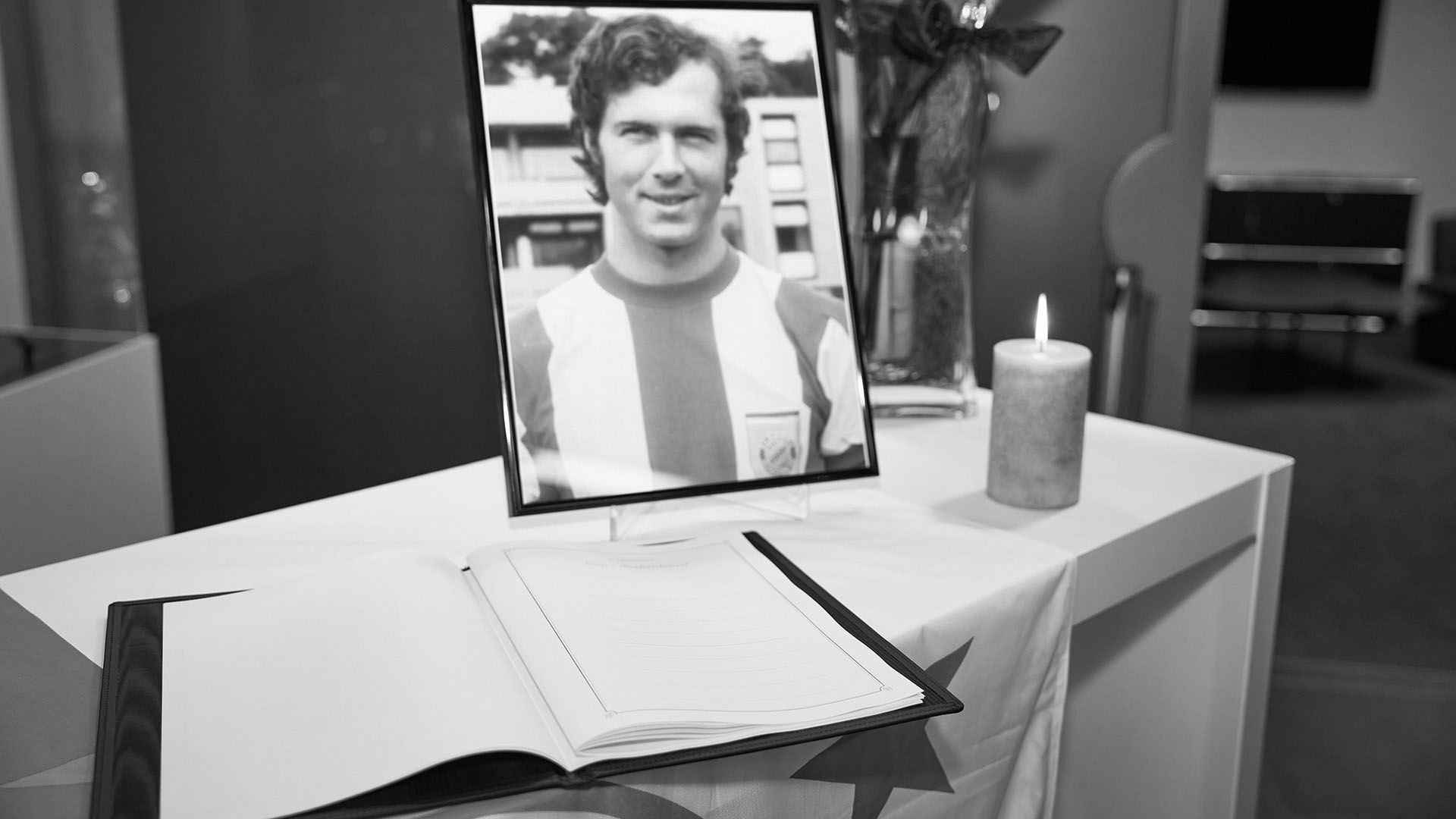 Libro de condolencias del FC Bayern dedicado a Franz Beckenbauer