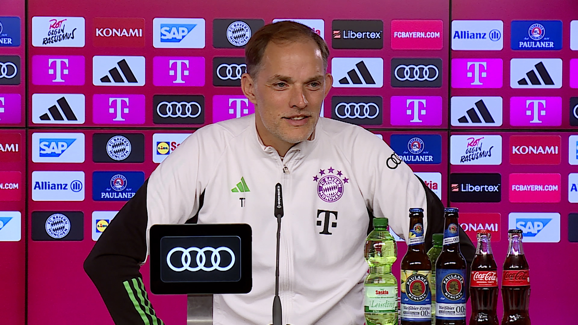 Thomas Tuchel spricht im Pressetalk des FC Bayern