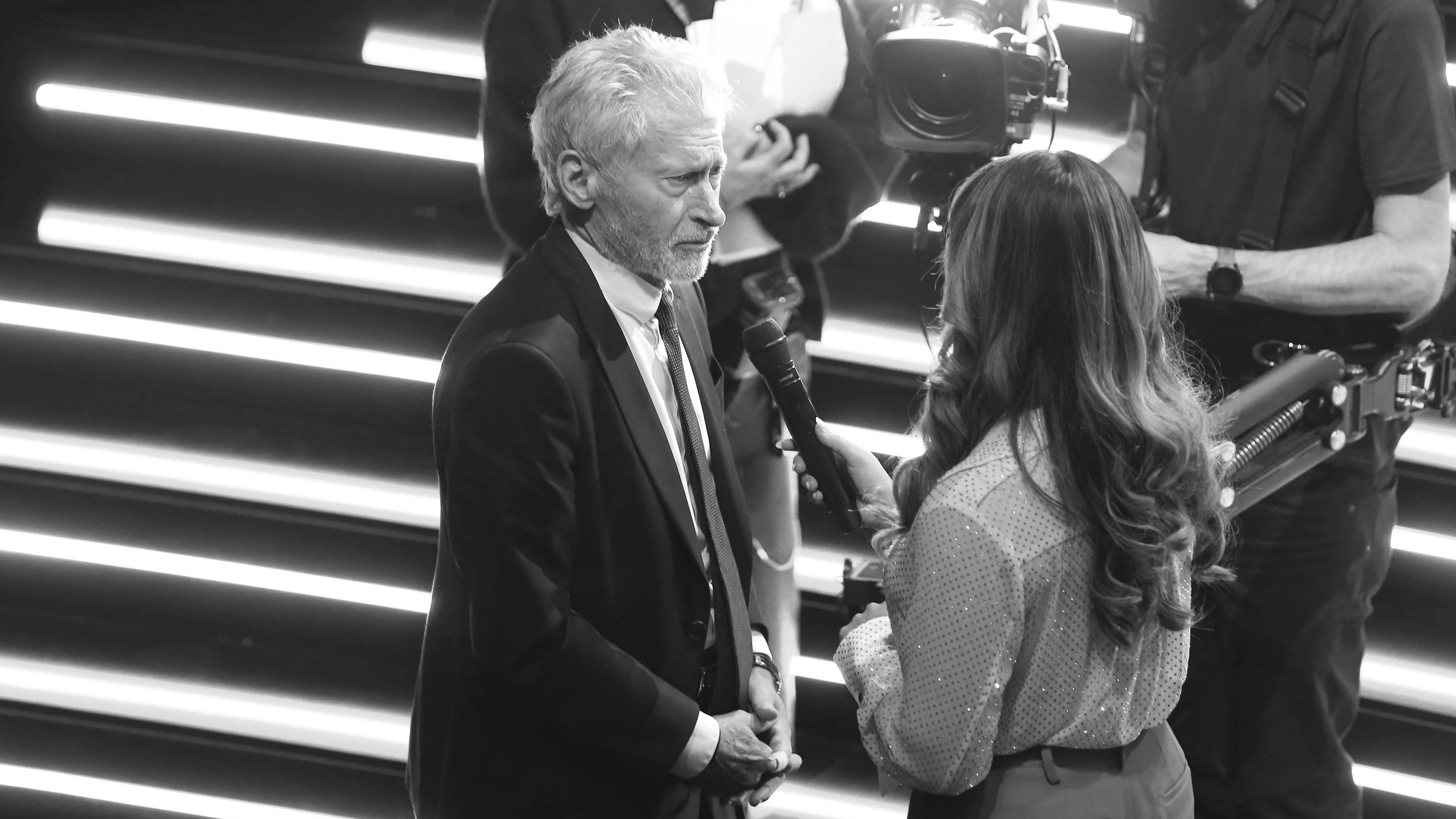 En vídeo: Paul Breitner rindió homenaje a su amigo y compañero inseparable Franz Beckenbauer con unas emotivas palabras en los Premios The Best de la FIFA el lunes por la noche.