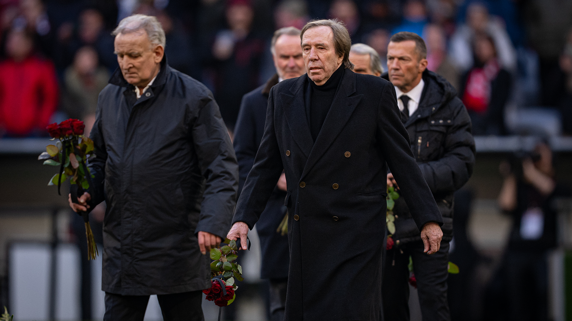 Las imágenes del acto conmemorativo en memoria de Franz Beckenbauer en el Allianz Arena