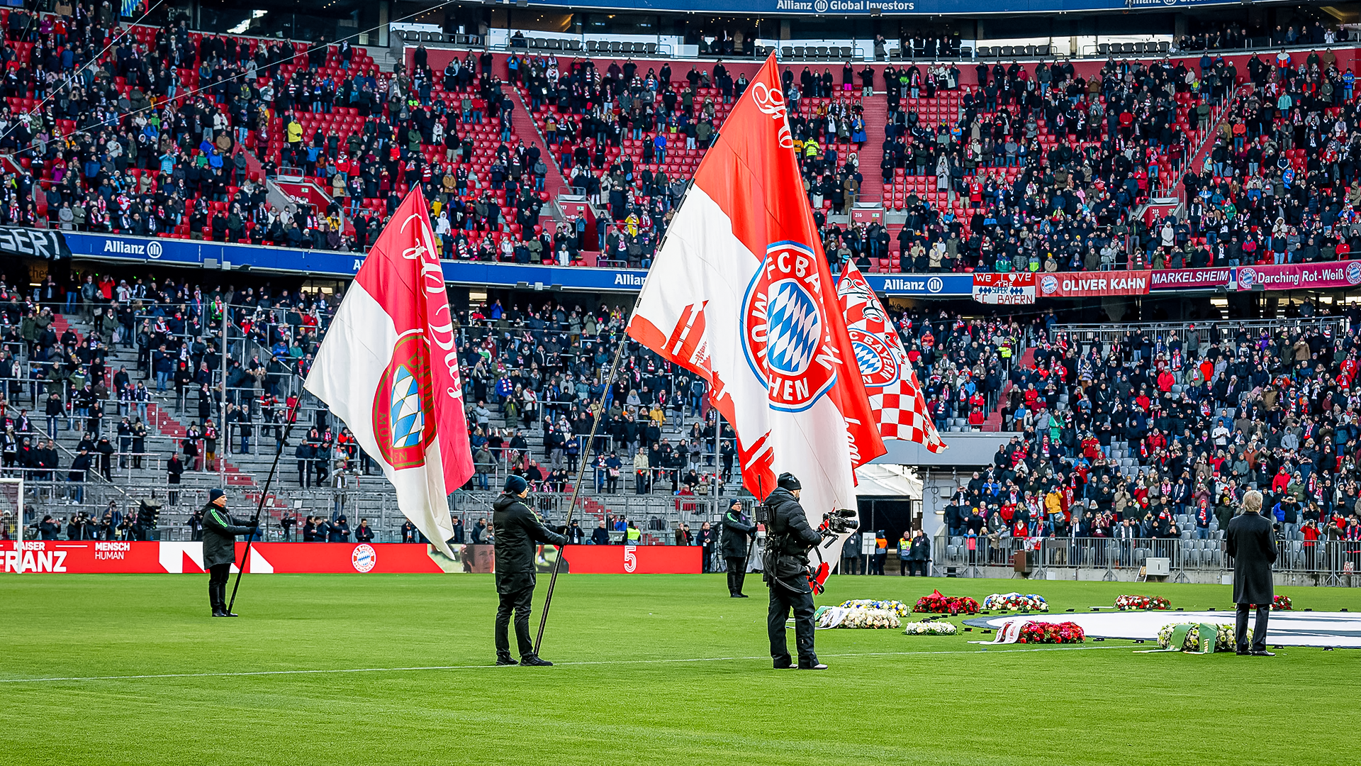 Las imágenes del acto conmemorativo en memoria de Franz Beckenbauer en el Allianz Arena