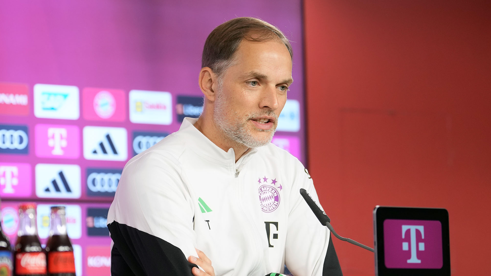 Thomas Tuchel spricht im Pressetalk des FC Bayern