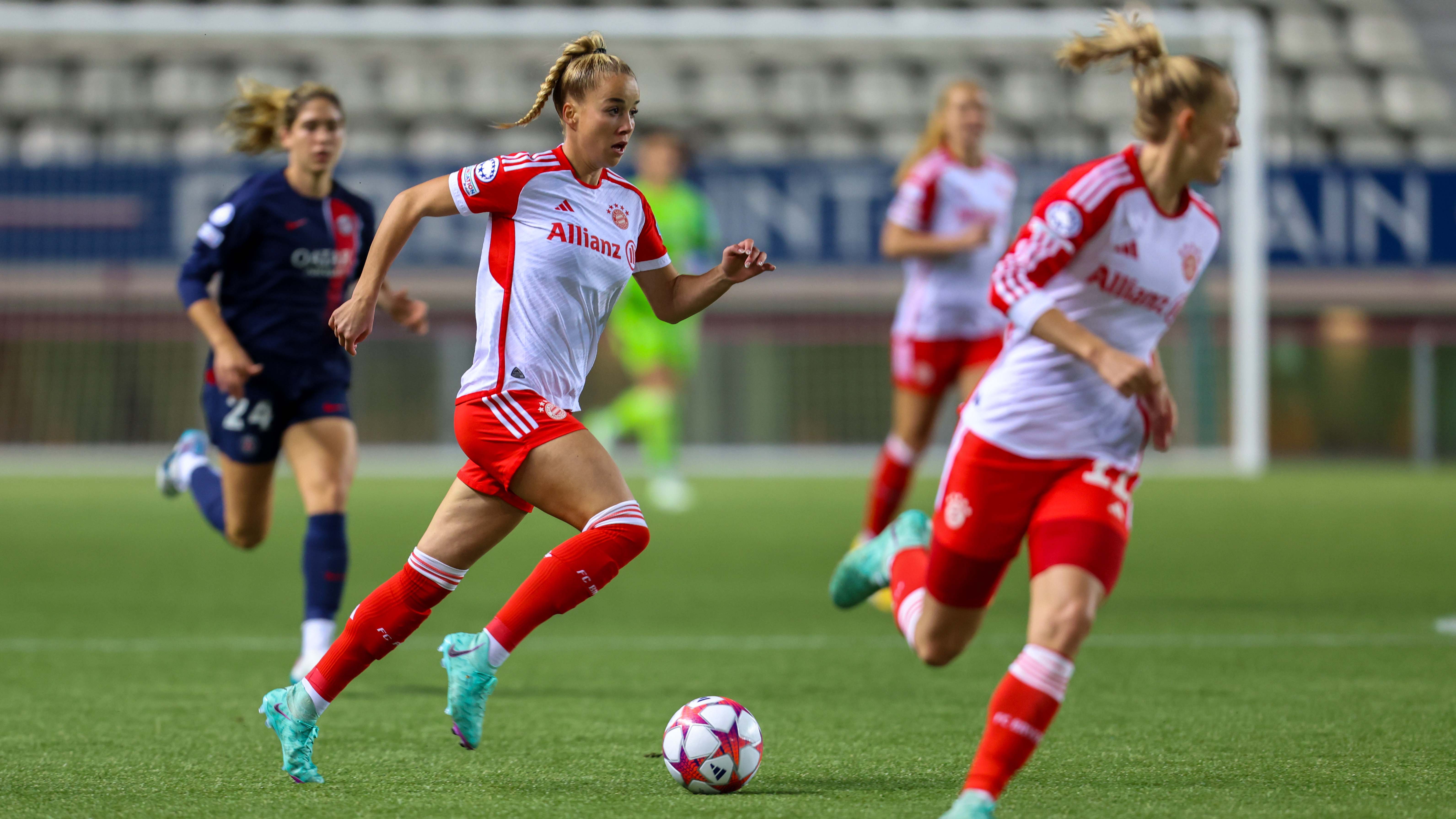 Giulia Gwinn und Co. sind gegen Paris zum Siegen verdammt, um ins UWCL-Viertelfinale einzuziehen.