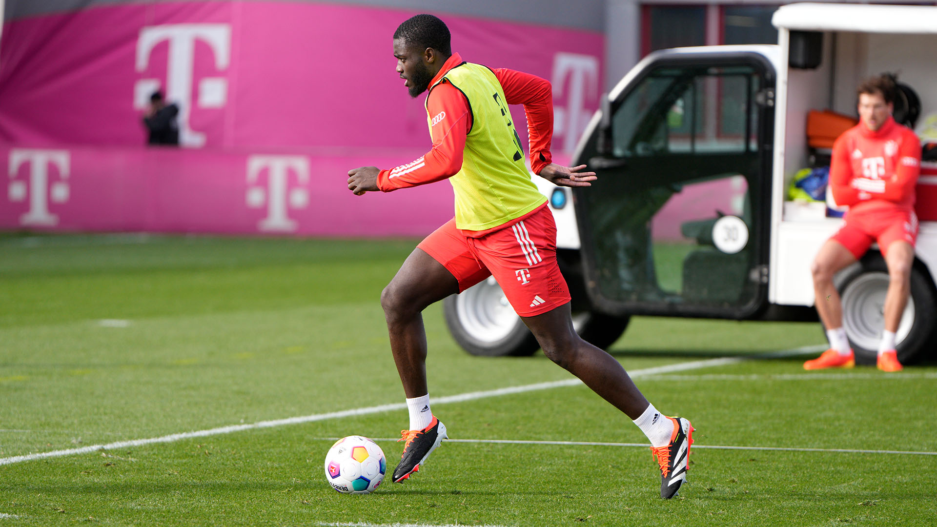 Dayot Upamecano entrenamiento FC Bayern