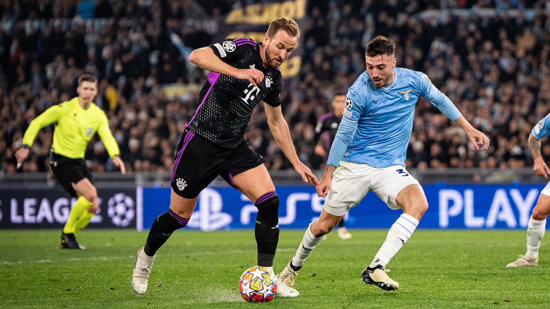 Szene der Partie Lazio Rom - FC Bayern in der Champions League